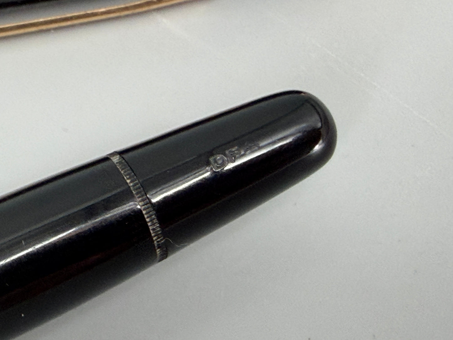 Seltener Montblanc Kolbenfüller 344-D mit 24 Karat Goldfeder und seltener blauer Logo-Kappe, Deutschland 1958