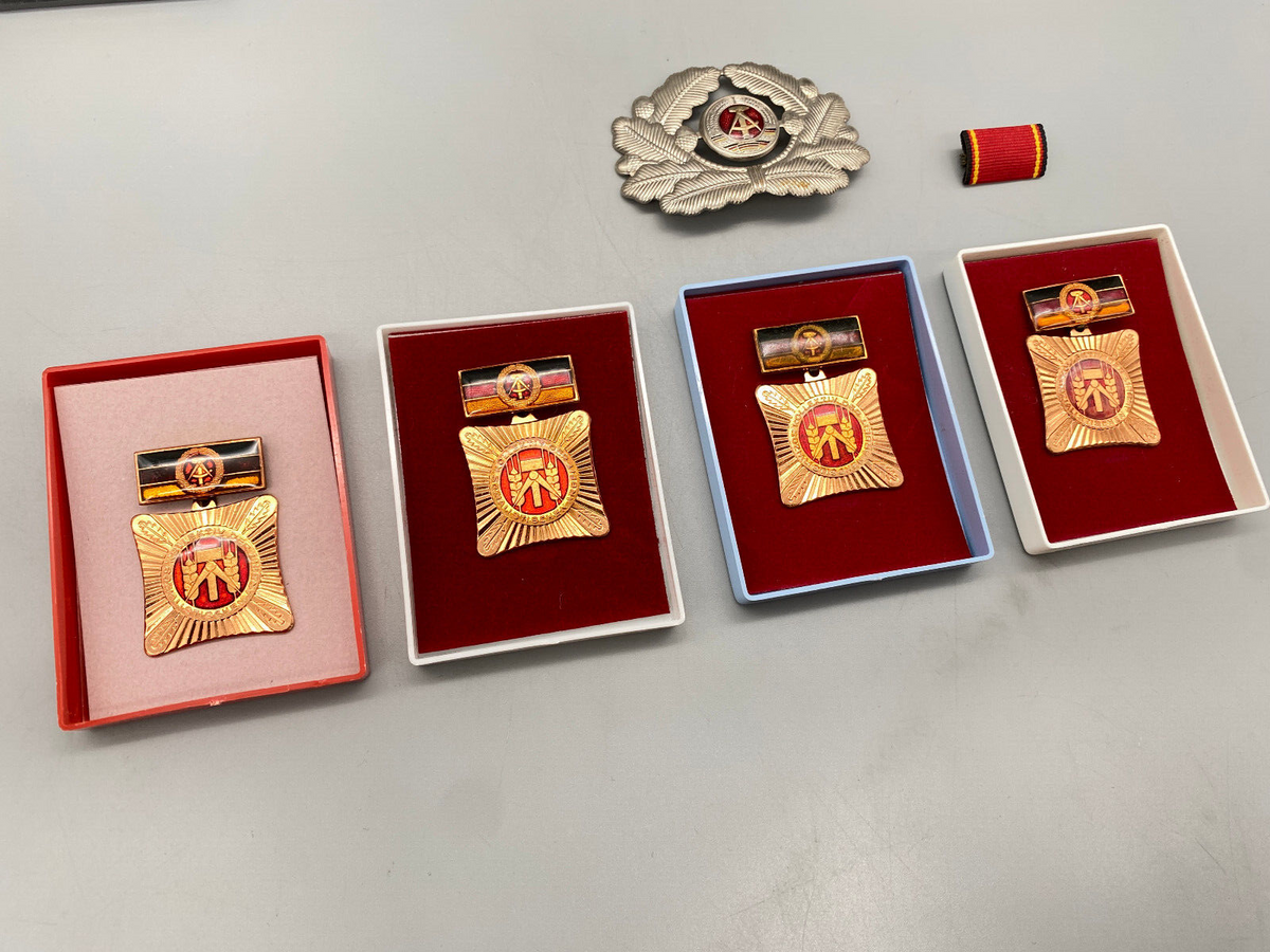 KONVOLUT DDR VERDIENSTORDEN AUSZEICHNUNG SPANGE SEELOWER HÖHE PLAKETTE NVA