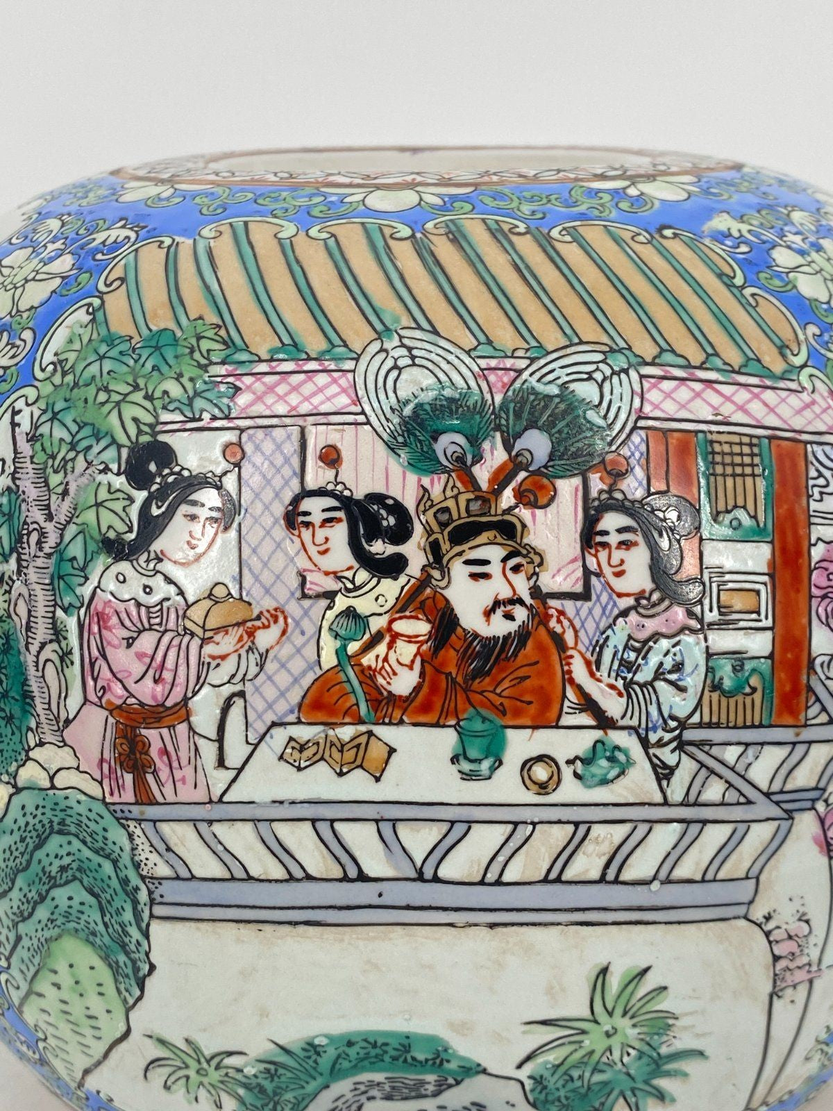*ANTIKE CHINESISCHE VASE DETAILLIERT DEKORIERT ASIATIKA VOLKSKUNS