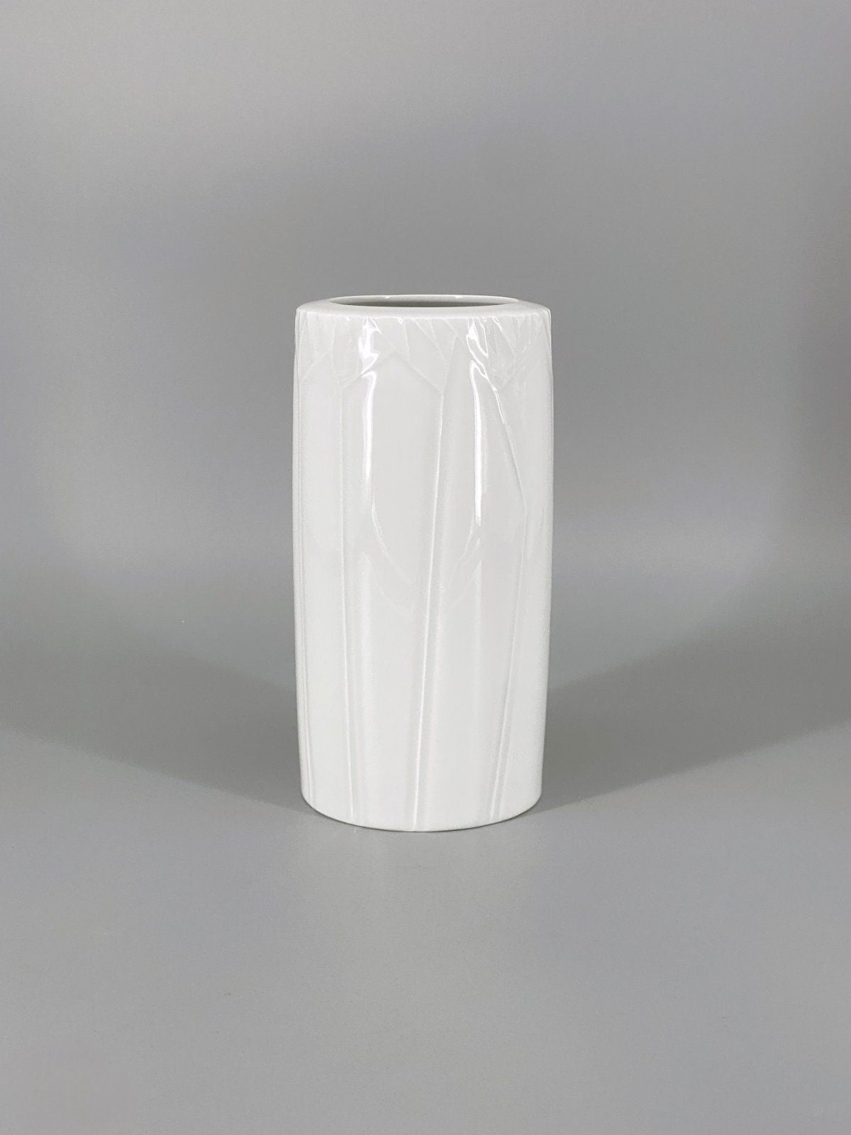 * MEISSEN PORZELLAN VASE WEIß RELIEF DEKOR ABSTRAKT LINIE SELTEN