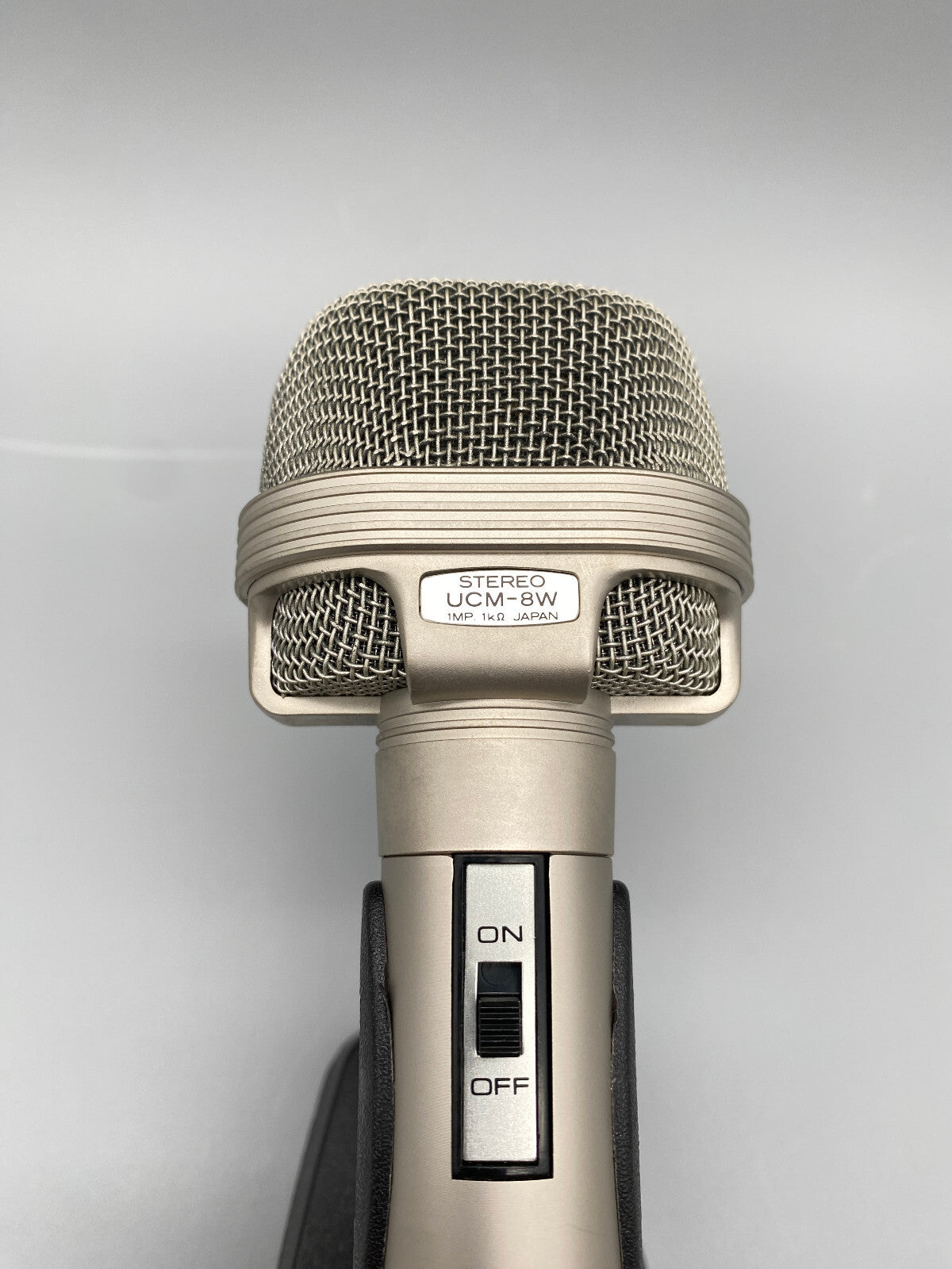 HITACHI MIKROFON KONDENSATOR STEREO UCM 8W 64 DB UCM 8W MIT STÄNDER