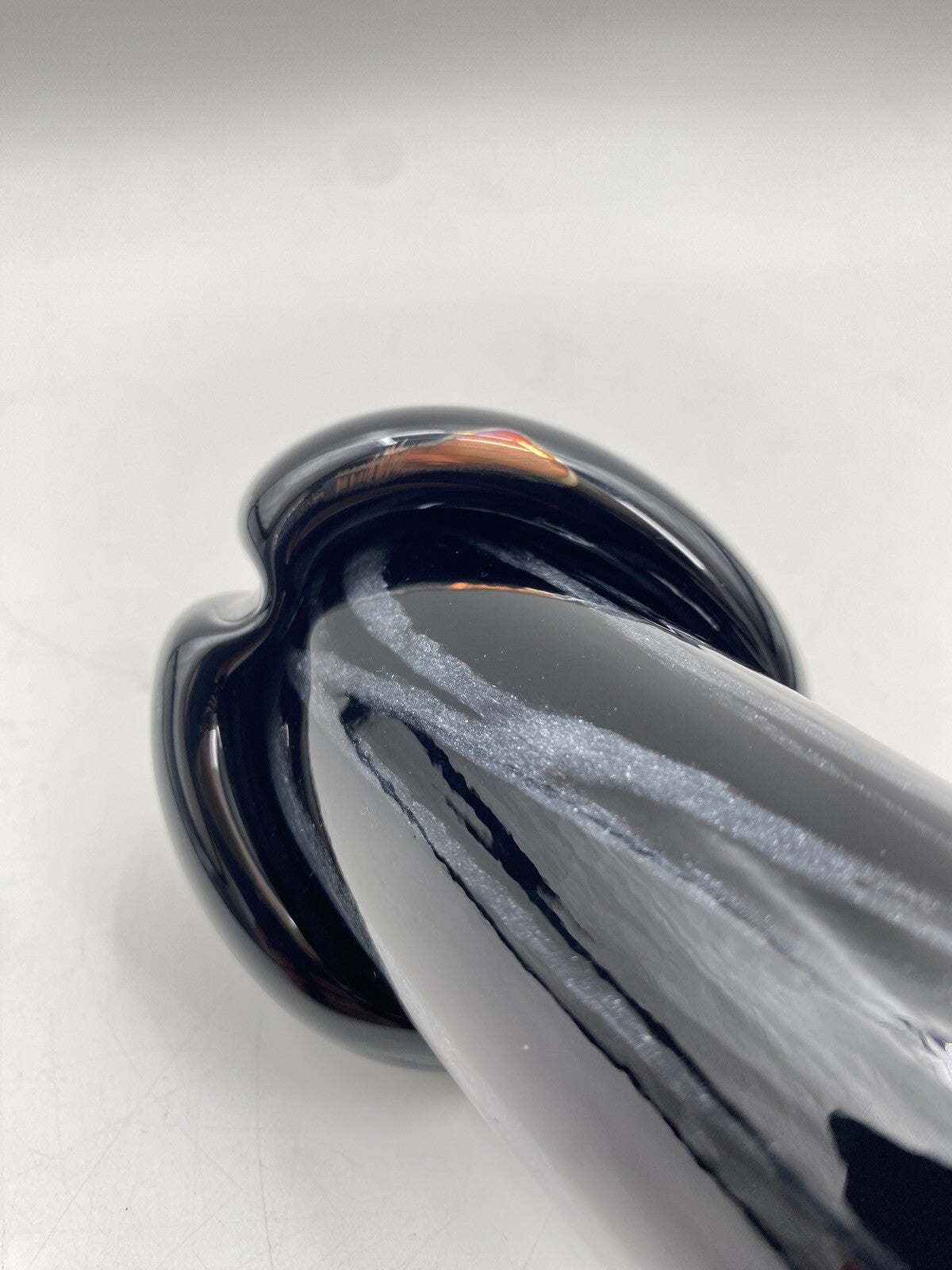 * GLAS VASE LIEGEND PHALLUS PENIS MARMORIERT HANDARBEIT MUNDGEBLASEN VINTAGE