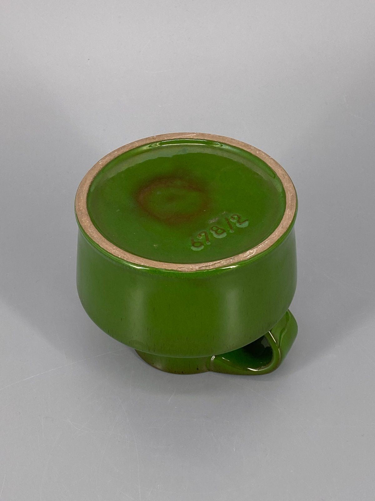 * VASE STUDIOKERAMIK KRUG HENKEL GRÜN GLANZ VINTAGE BLUMENVASE