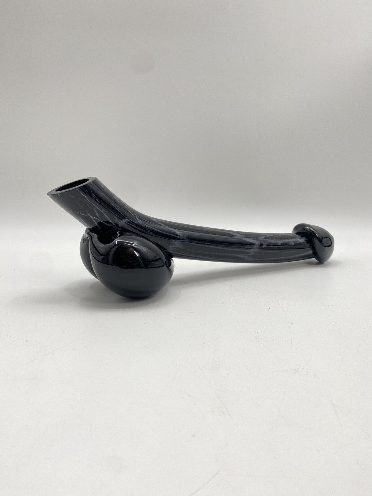 * GLAS VASE LIEGEND PHALLUS PENIS MARMORIERT HANDARBEIT MUNDGEBLASEN VINTAGE