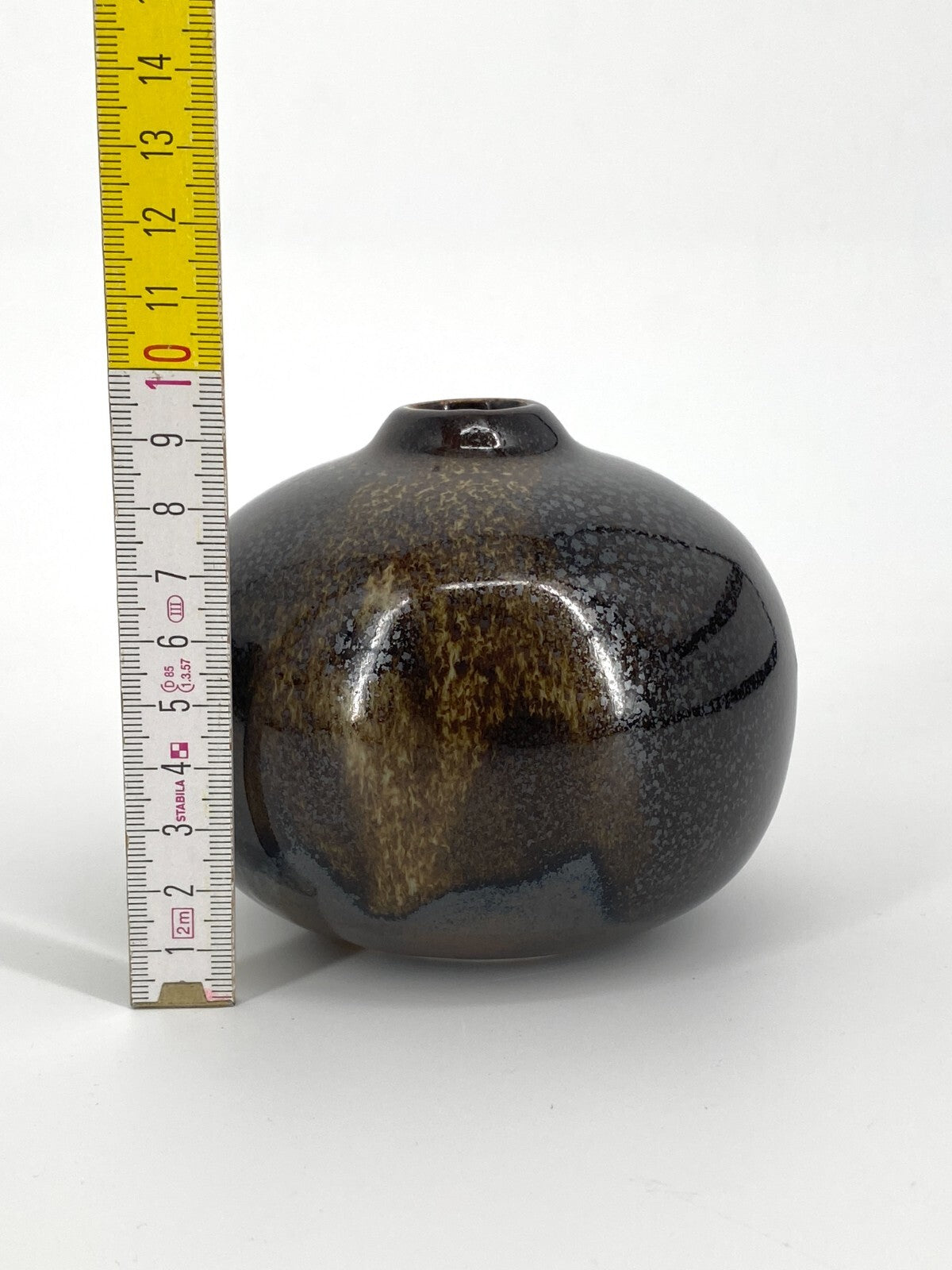 * STUDIO KERAMIK KLEINE BAUCHIGE KUGEL VASE BRAUN GLÄNZEND VINTAGE