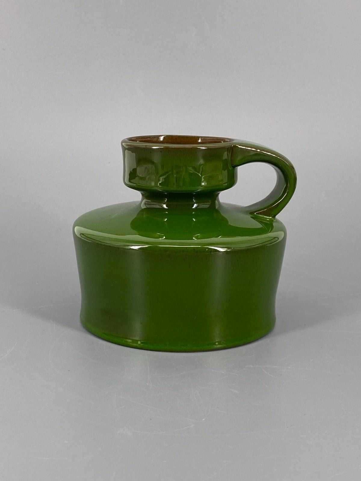 * VASE STUDIOKERAMIK KRUG HENKEL GRÜN GLANZ VINTAGE BLUMENVASE