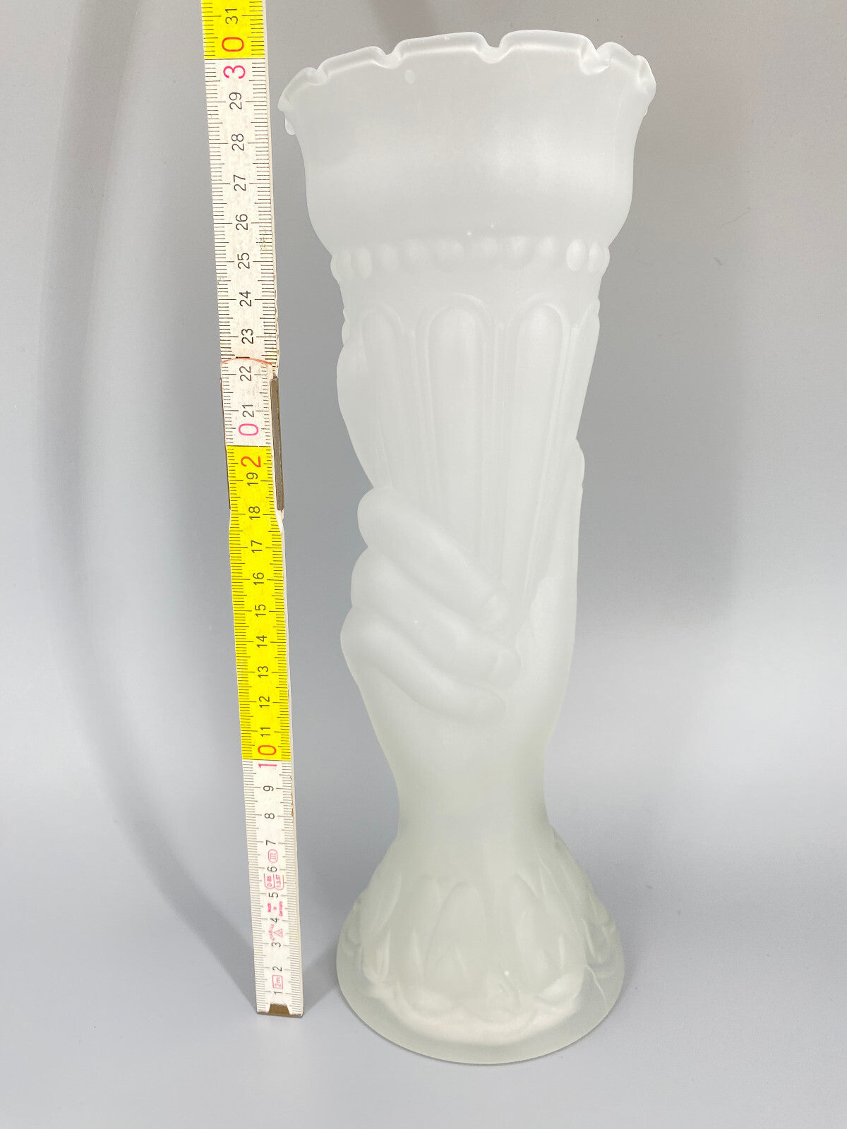 * VASE CORNUCOPIA VASE HAND OPAL SATIN GLAS FACKEL TRINKHORN WEISS