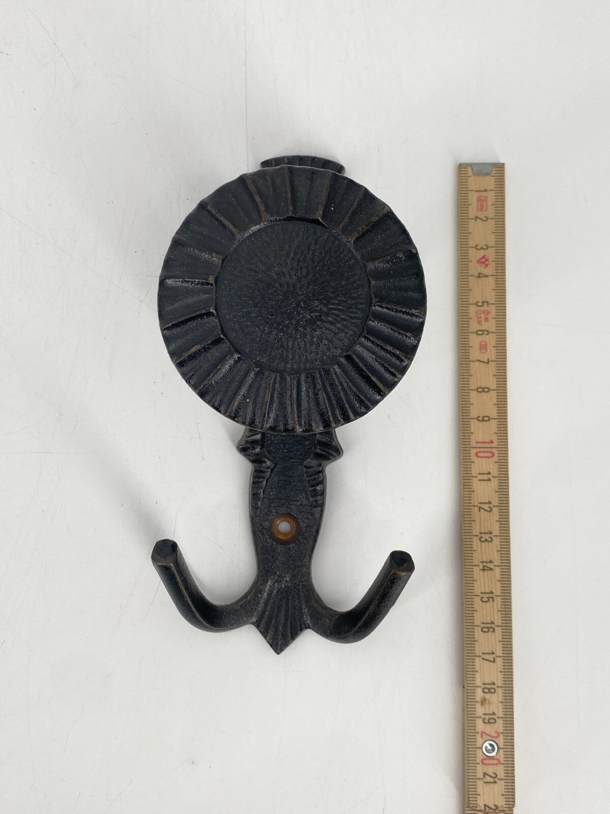 * 5 x GARDEROBENHAKEN KLEIDERHAKEN GUSSEISEN ANTIK STIL WANDHAKEN VINTAGE