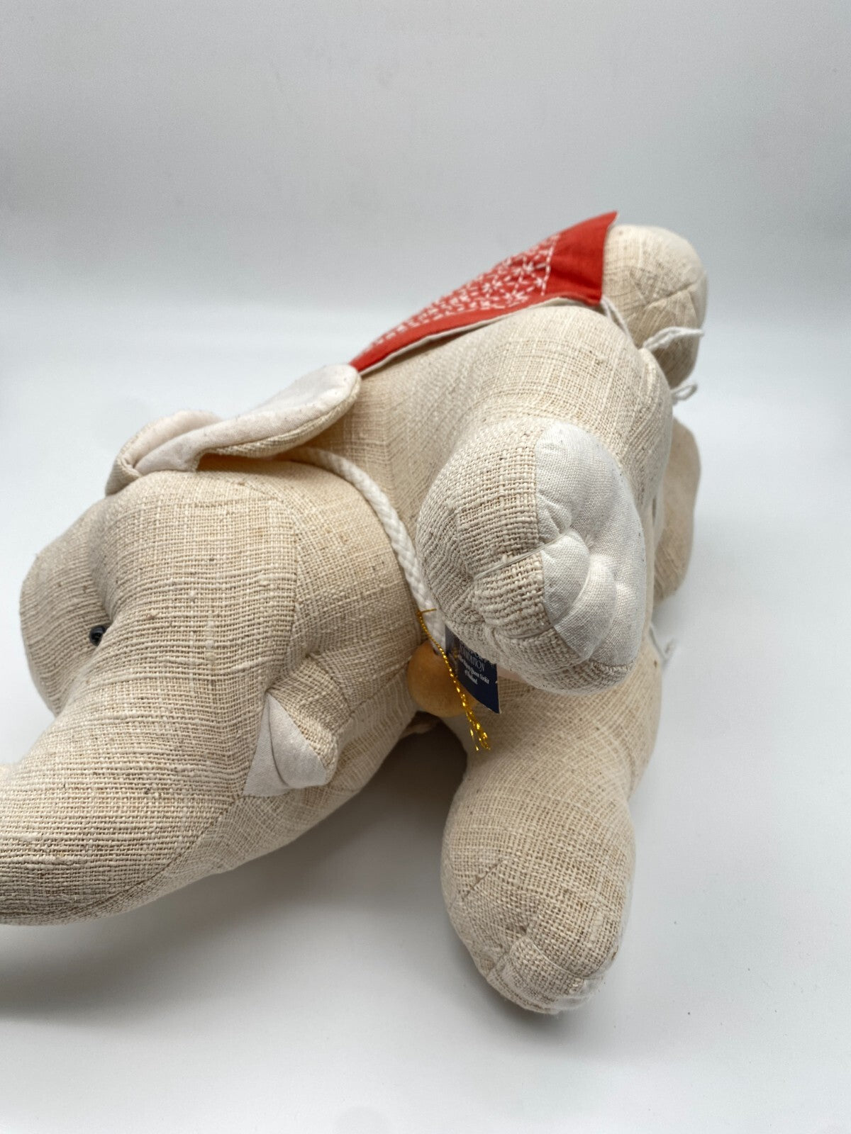 SUPPORT FOUNDATION QUEEN SIRKIT THAILAND HANDARBEIT ELEFANT STOFFTIER TOY