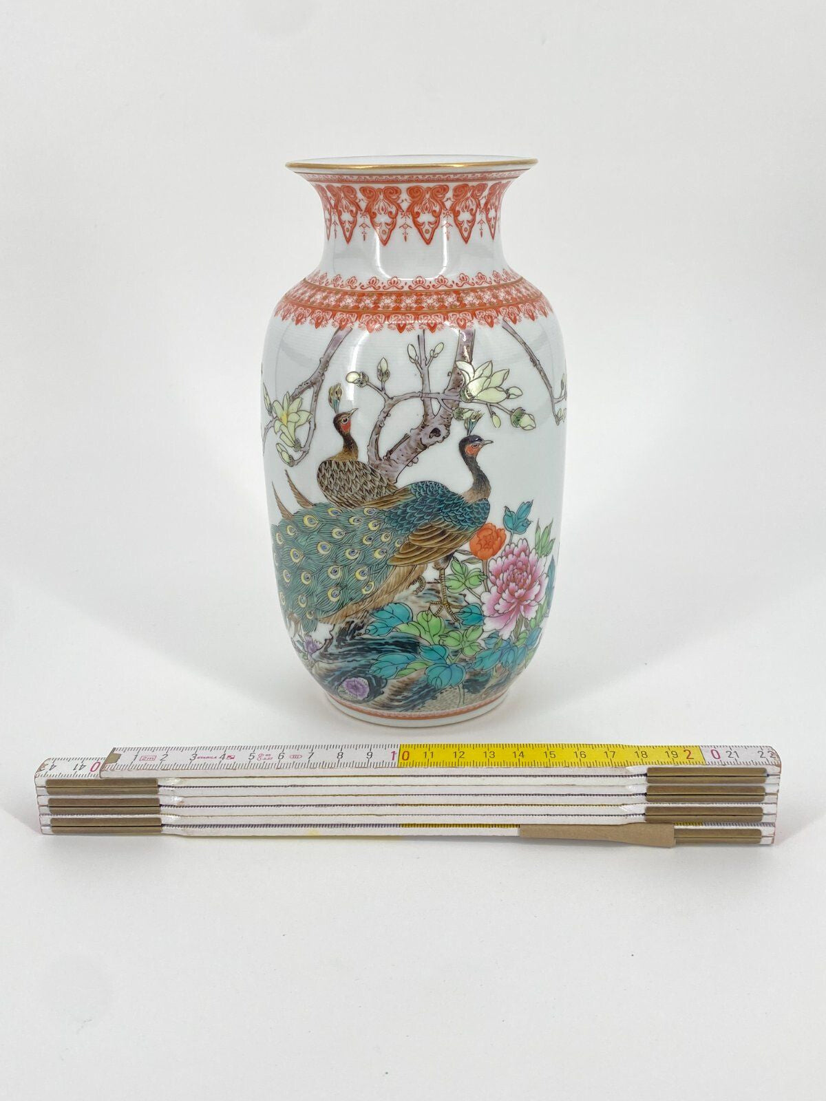 * VASE PORZELLAN CHINA GEDICHT PFAUEN VÖGEL BLUMEN VINTAGE