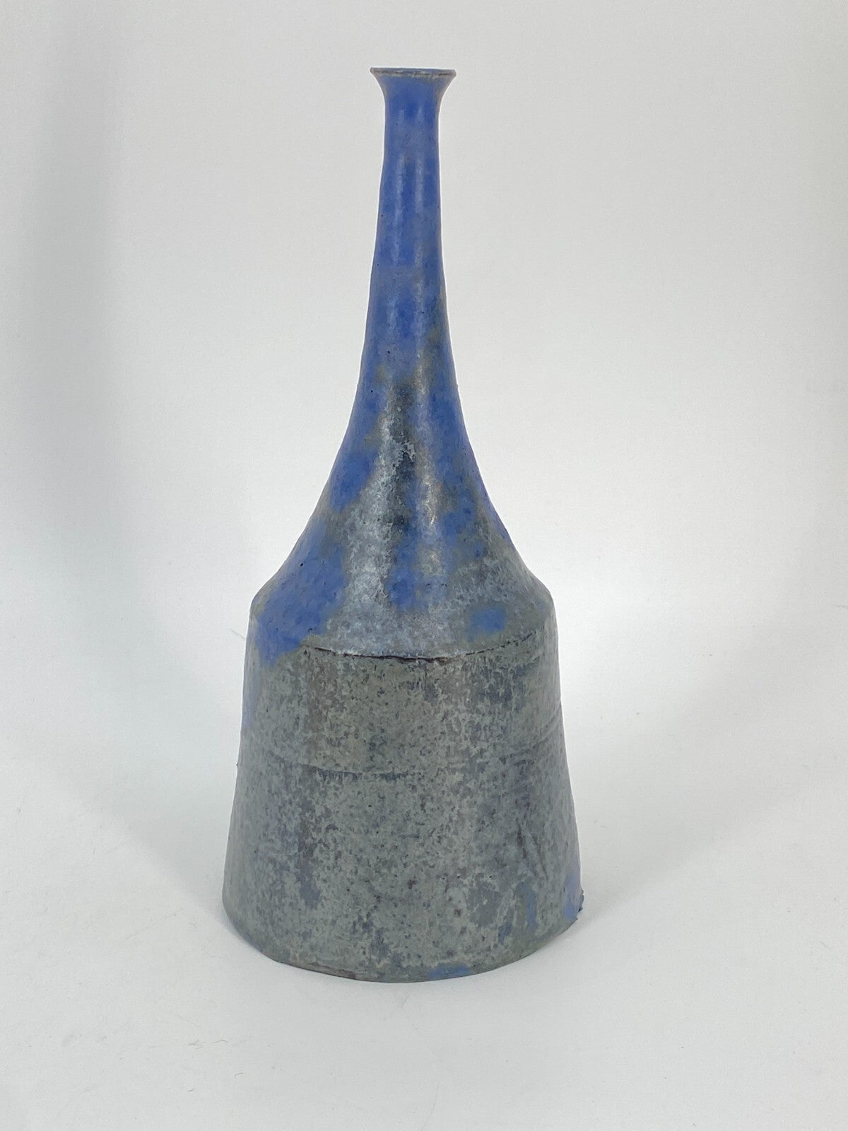 * VASE ZULAUFEND BLAU STUDIOKERAMIK STEINZEUG KERAMIK MID CENTURY