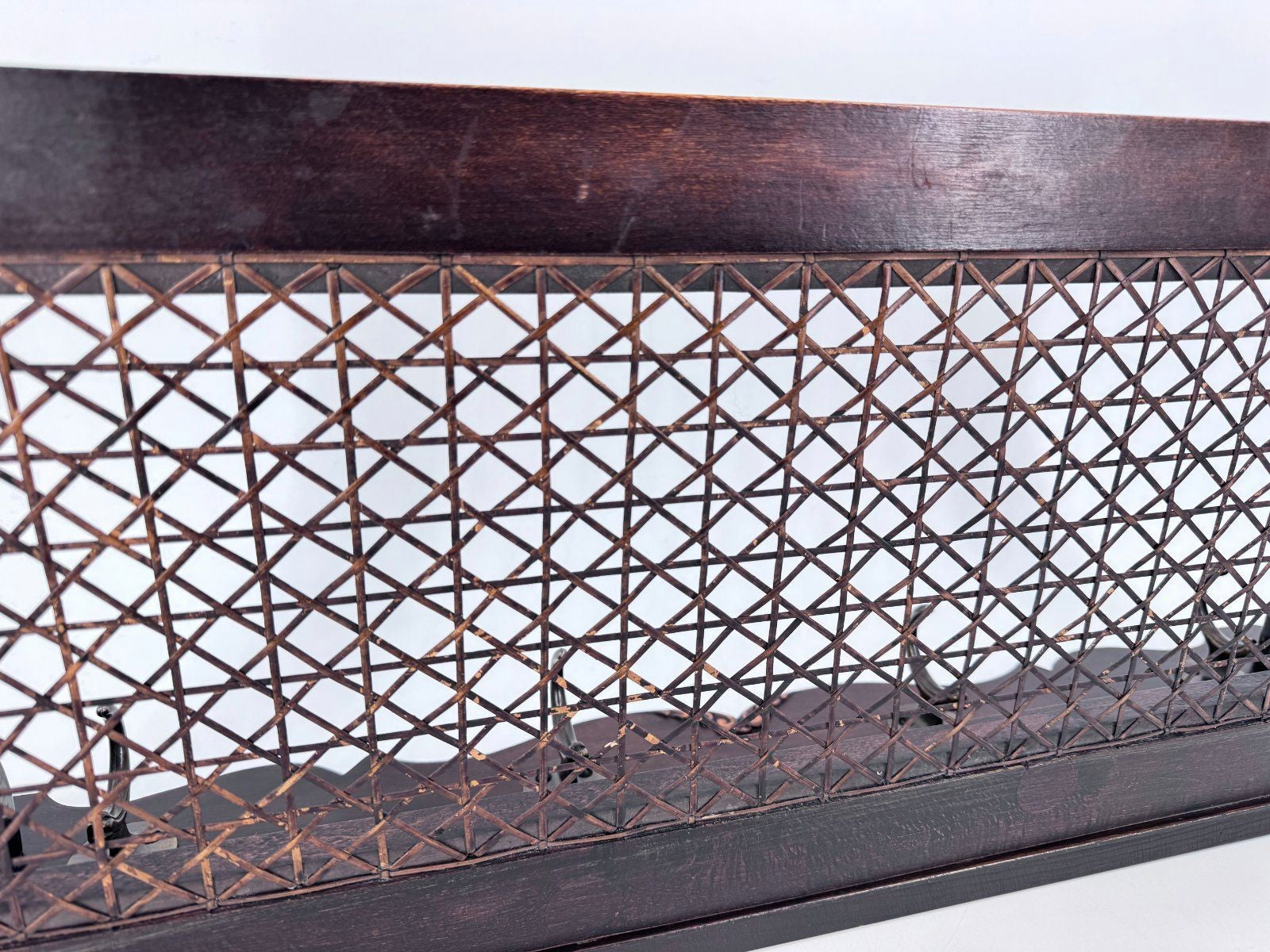 MID CENTURY WIENER GARDEROBE HUTABLAGE GEFLECHT CHIPPENDALE 50er