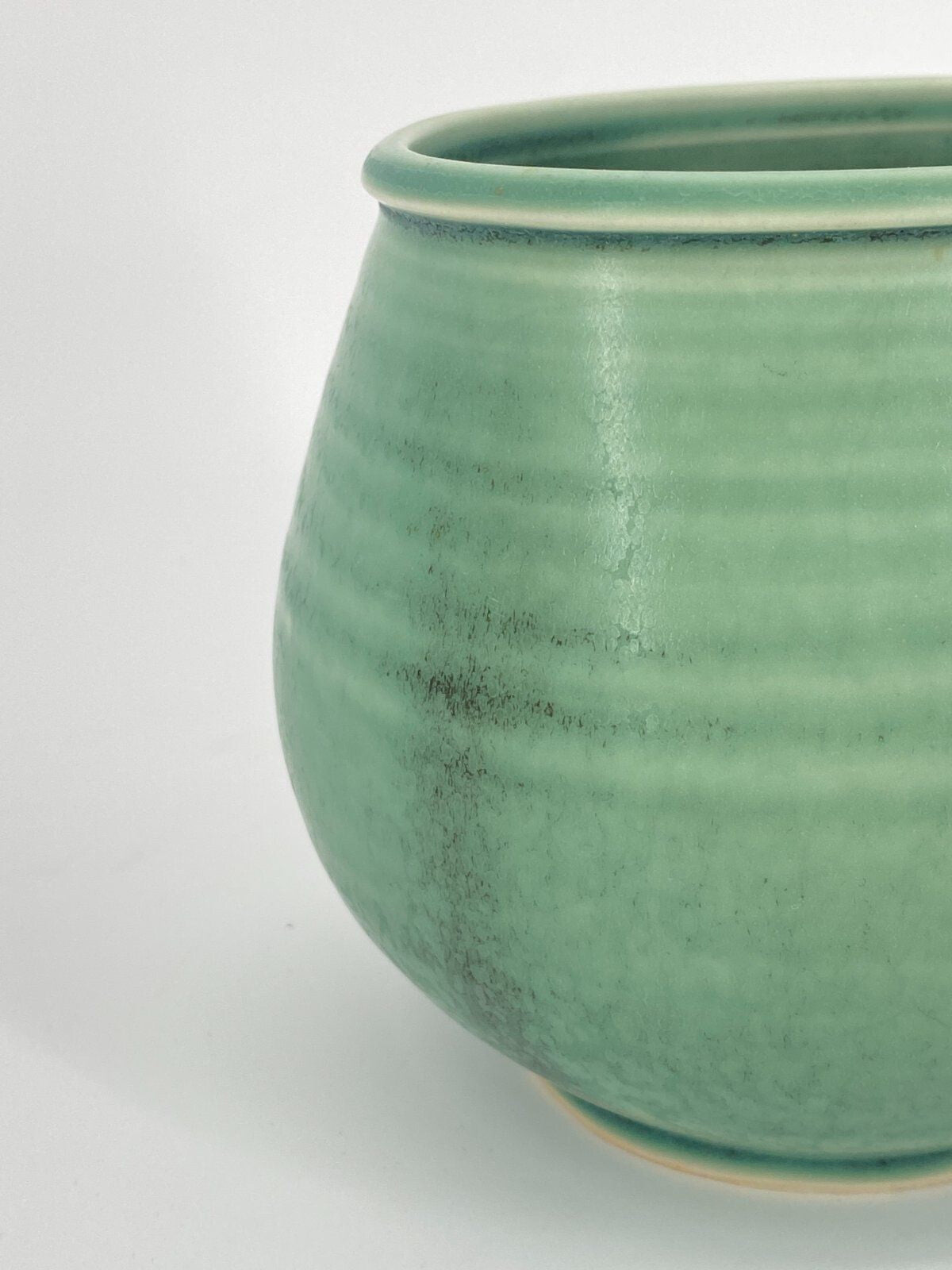 * STUDIOKERAMIK VASE RUND OVAL JADE GRÜN MARMORIERT RINGE VINTAGE