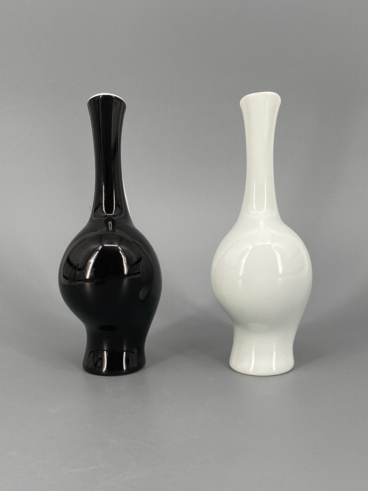 * PAAR VASEN VASE SCHWANGERE LUISE FRITZ HEIDENREICH SCHWARZ WEIß VINTAGE 50ER
