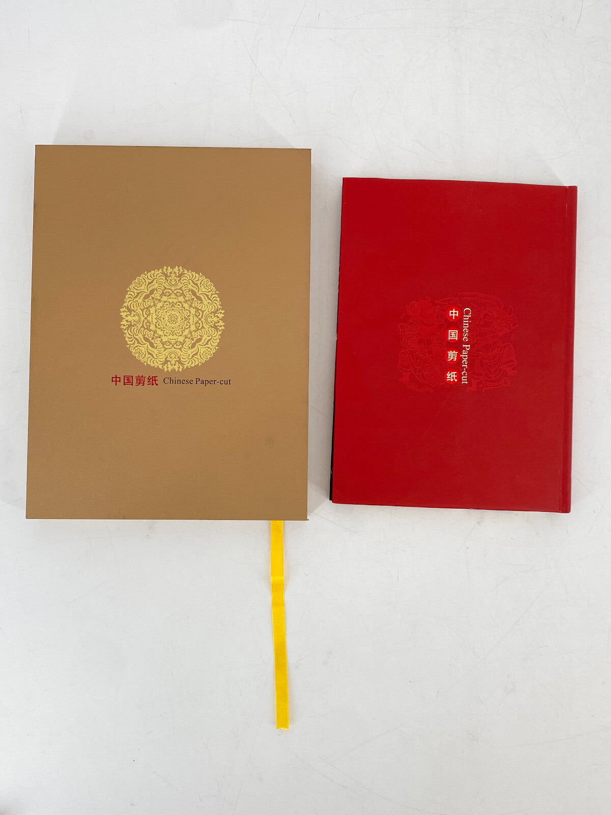 * BUCH CHINESE PAPER CUT FACIAL MAKEUP OF PEKING OPERA BEIJING MARK