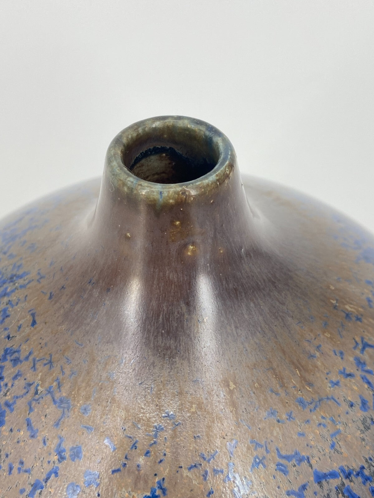 * STUDIO KERAMIK VASE KRISTALLINE GLASUR BLAU BRAUN WENDELIN STAHL MID CENTURY