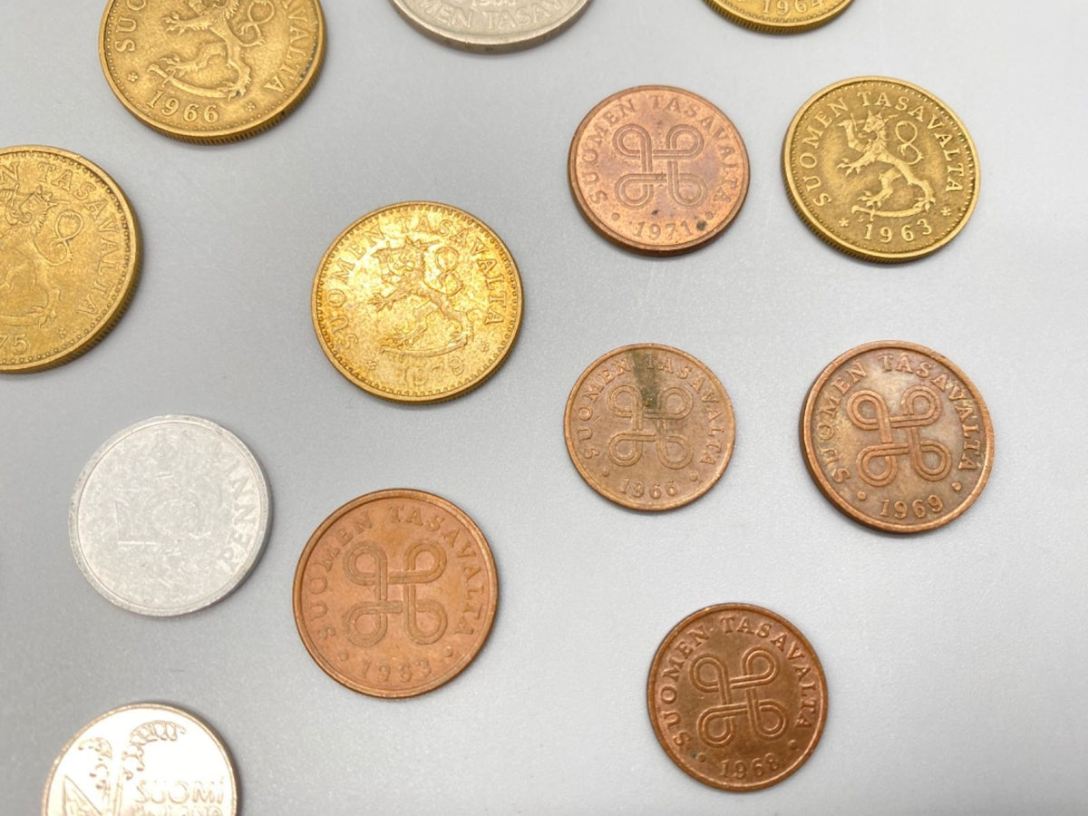 KONVOLUT FINNISCHE MÜNZEN SUOMI PENNIA MAKKA PENNI 60ER BIS 90ER