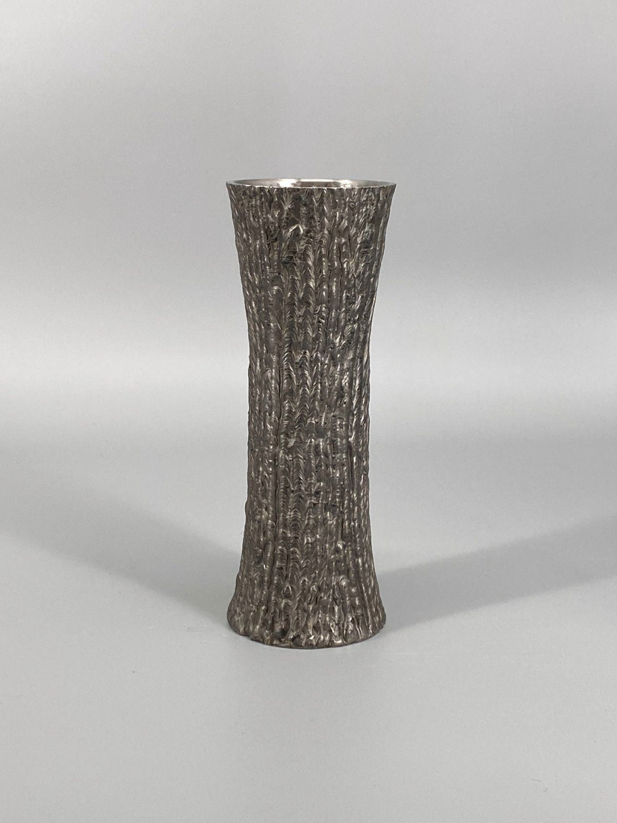* VASE BRUTALISTISCH MASSIV STAHL STRUKTUR METALL RINDE 70er