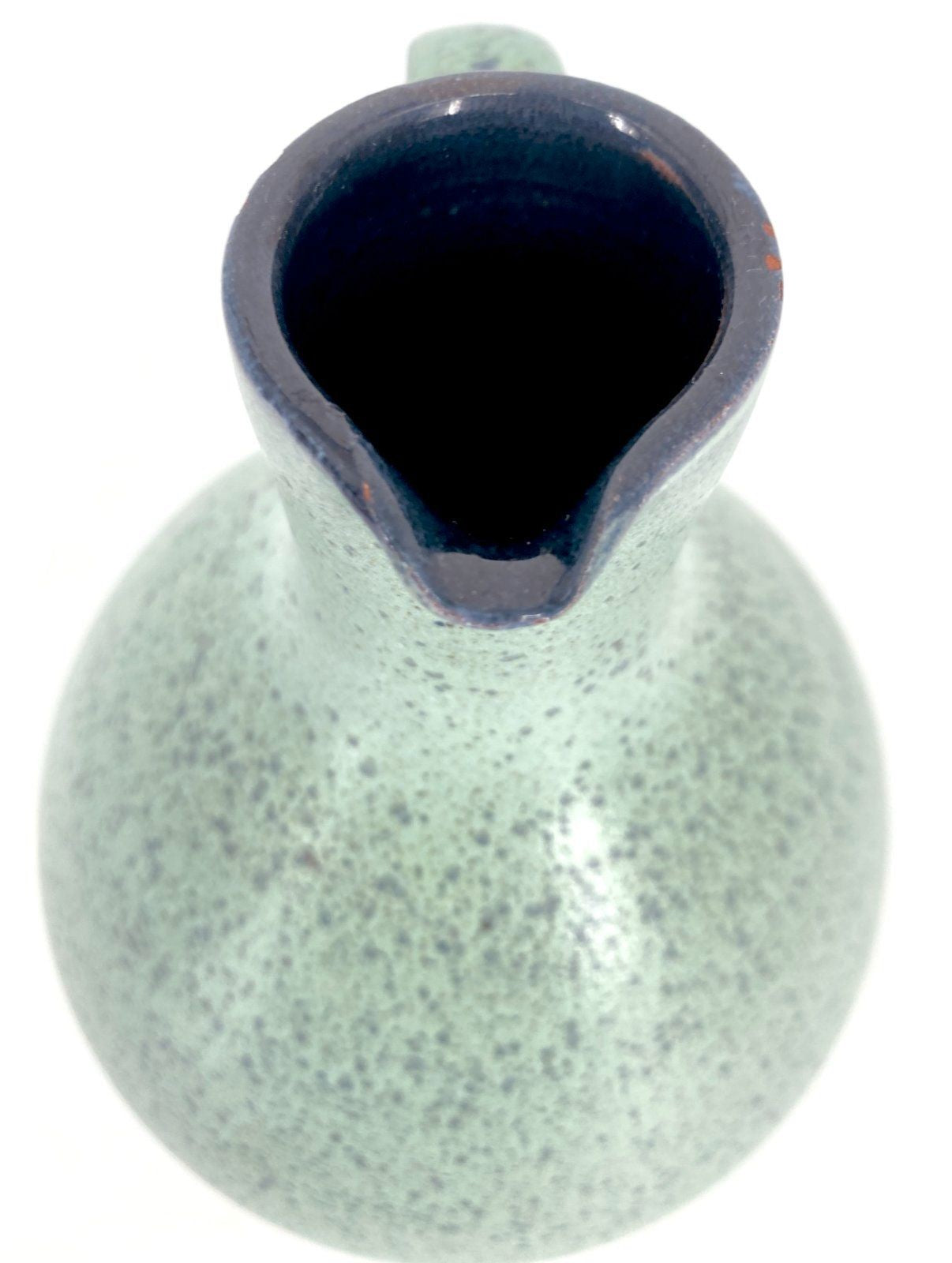 * STUDIOKERAMIK VASE KRUGVASE HENKEL HANDGEDREHT