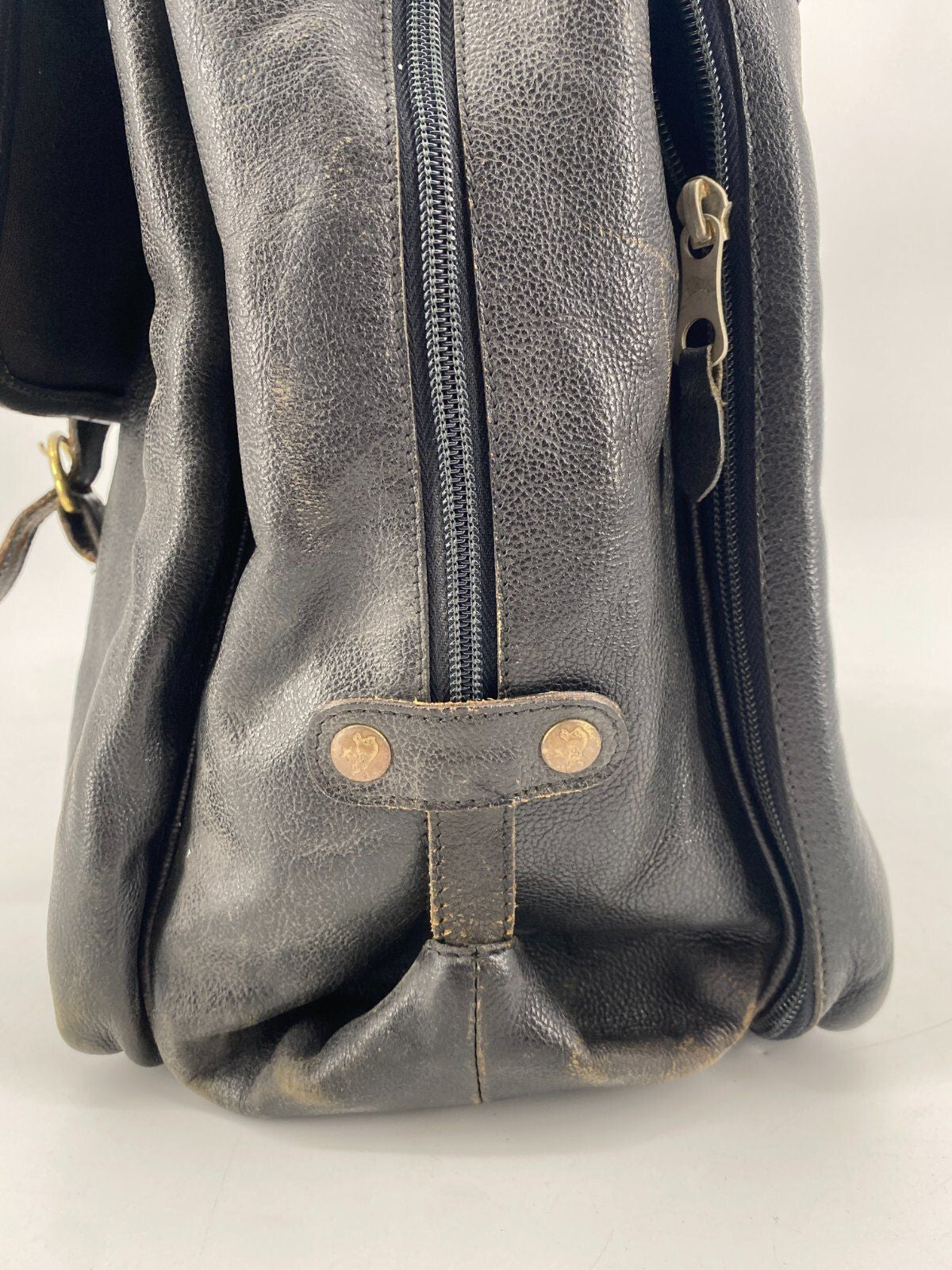 * VINTAGE IL BISONTE ECHT LEDER REISETASCHE SCHWARZ ITALY DESIGN