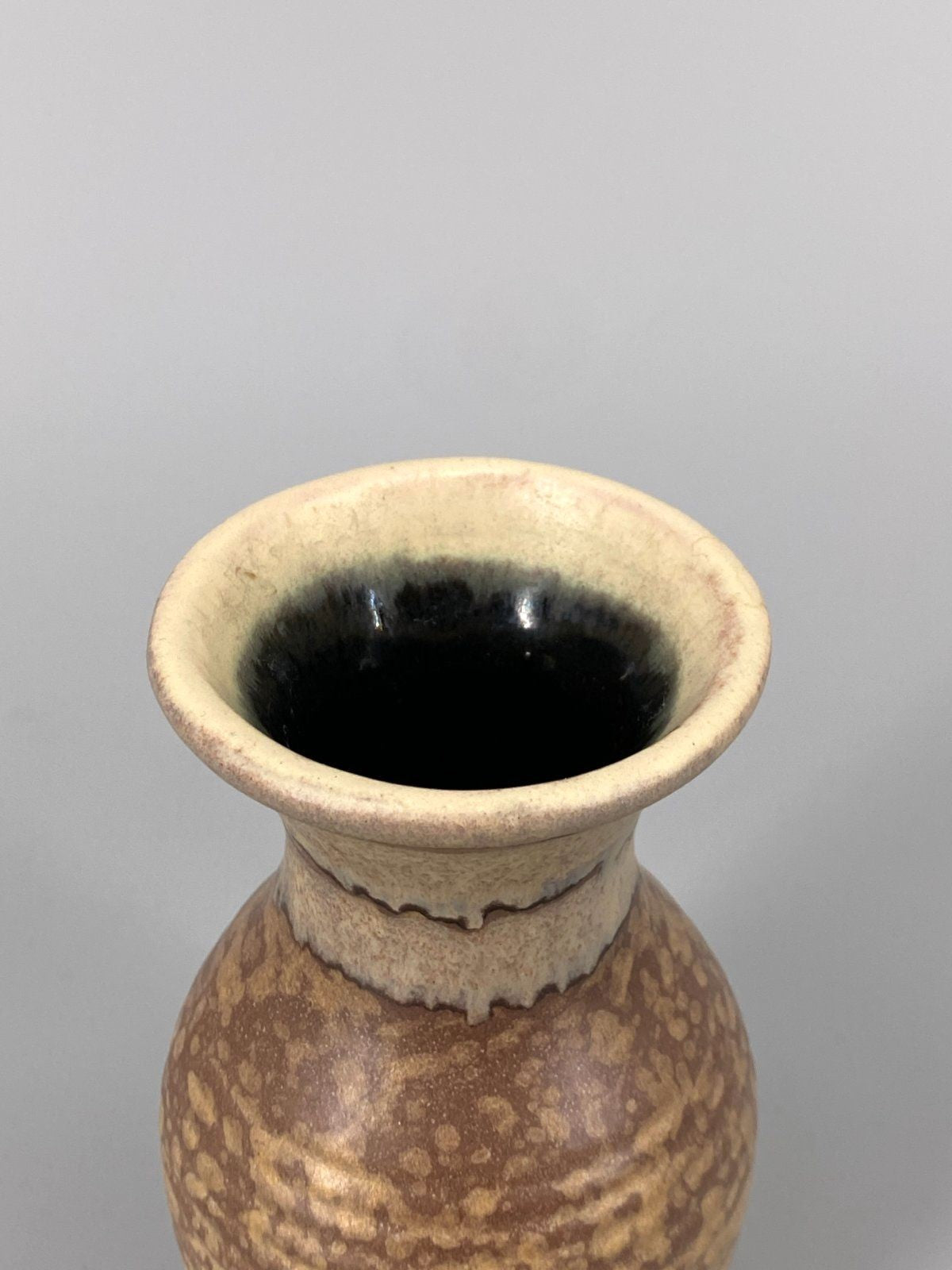 * KLEINE VASE FAT LAVA KERAMIK CREME BRAUN MID CENTURY 70er