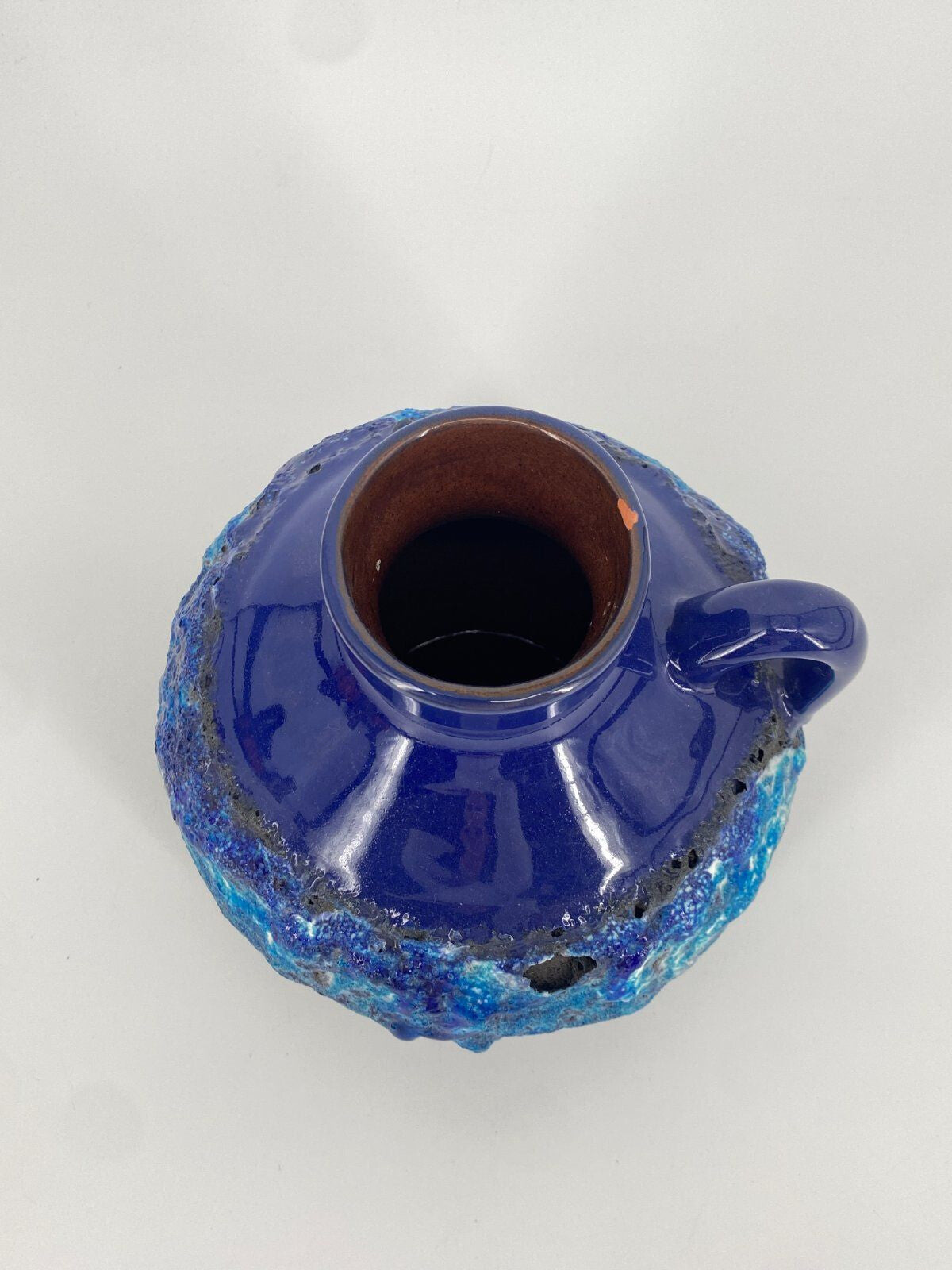 * MAREI STUDIOKERAMIK FAT LAVA VASE 4302 CAPRI DEKOR BLAU 70ER