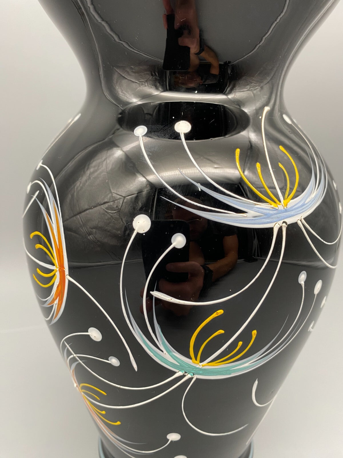 VASE HYALITHGLAS SCHWARZGLAS EMAILLEFARBEN HANDBEMALT MIDCENTURY DDR