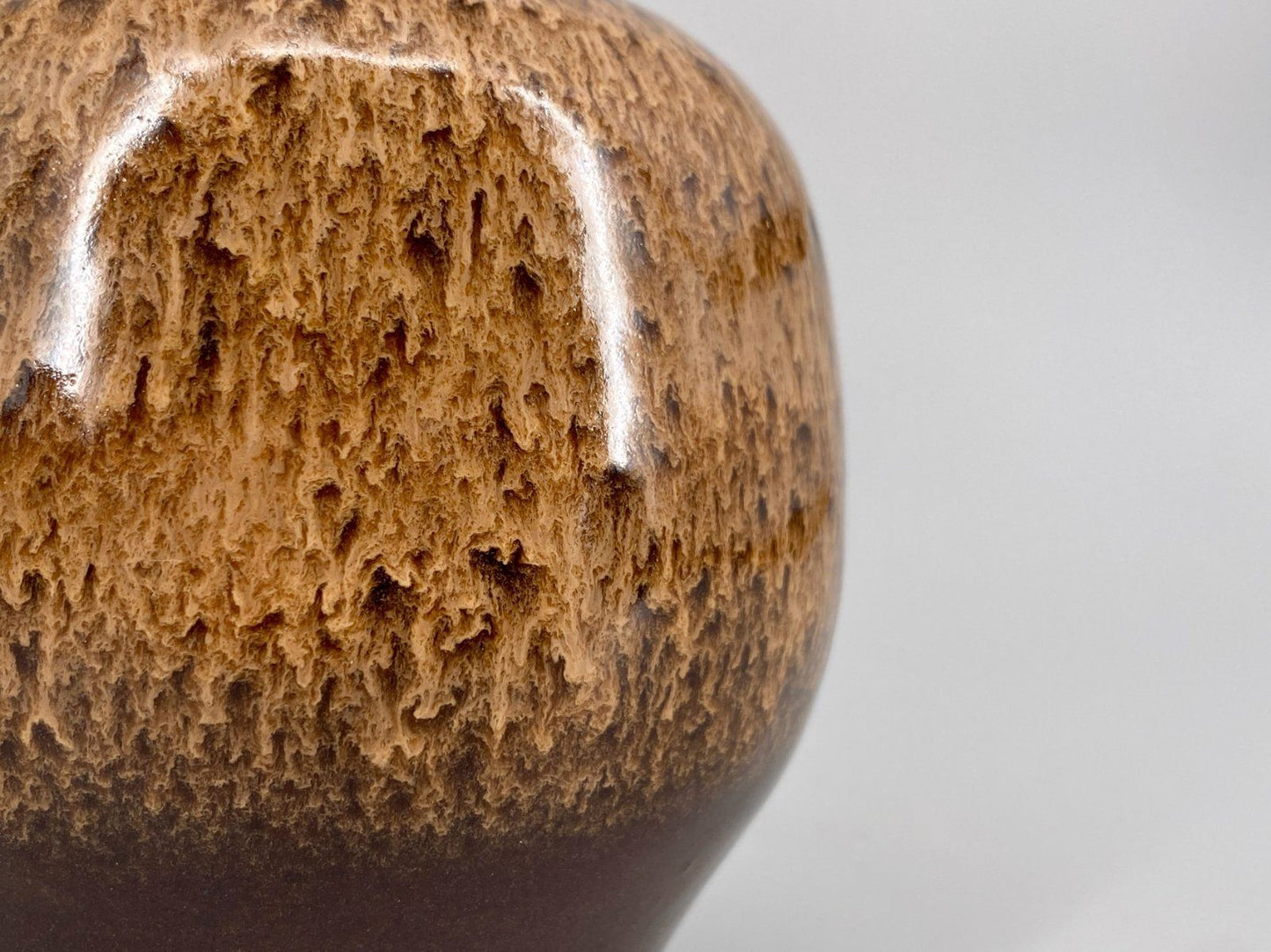 * STUDIO KERAMIK VASE LAUFGLASUR MID CENTURY BRAUN VINTAGE 70ER