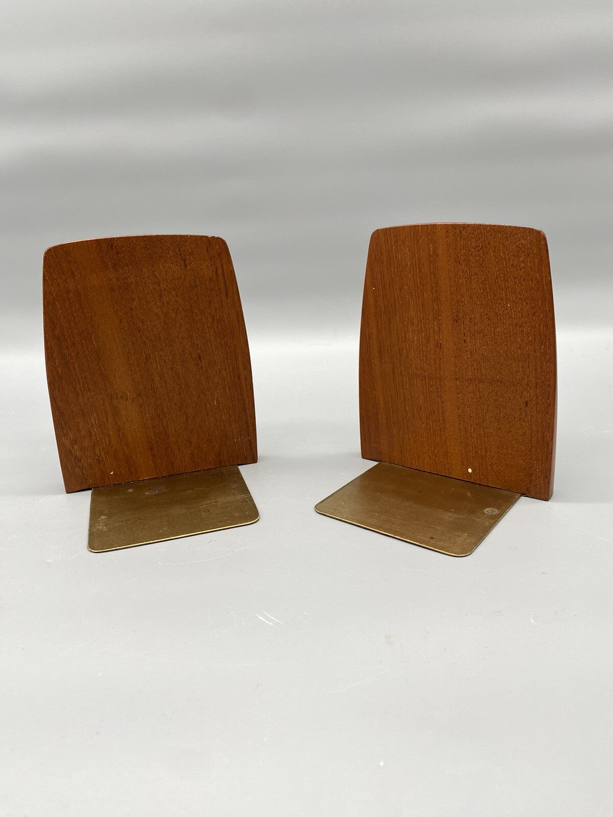 PAAR BUCHSTÜTZEN TEAK MID CENTURY MESSING SKANDINAVIEN DENMARK 60ER 70ER VINTAGE