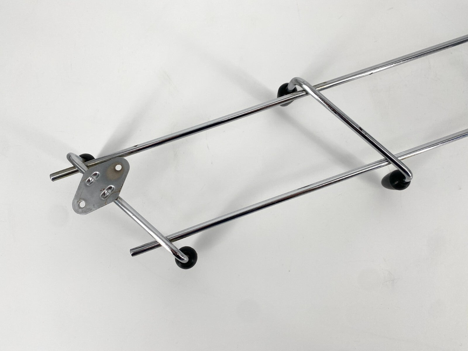 *GARDEROBE HAKENLEISTE 8 HAKEN VERCHROMT SCHWARZ MID CENTURY VINTAGE