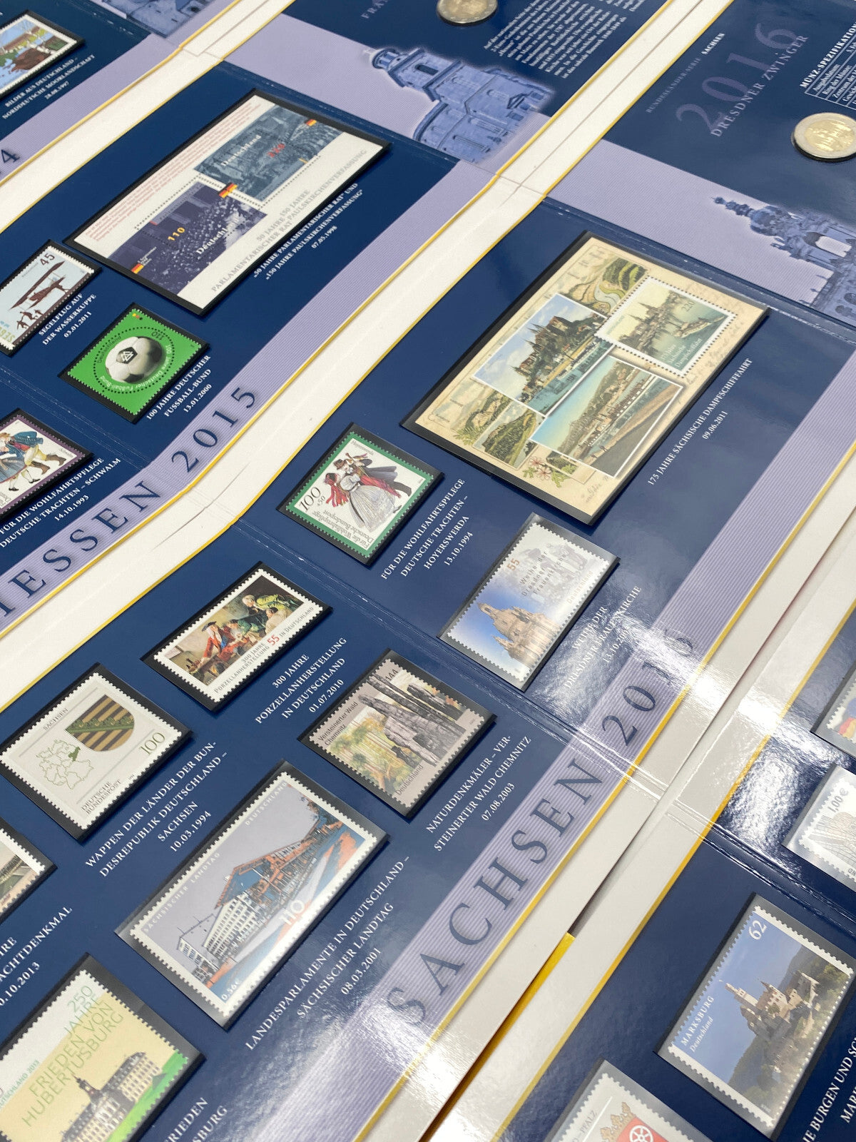 * 2 EURO MÜNZEN GEDENKSET 13 BUNDESLÄNDER MÜNZE BRIEFMARKEN 2006 - 2018