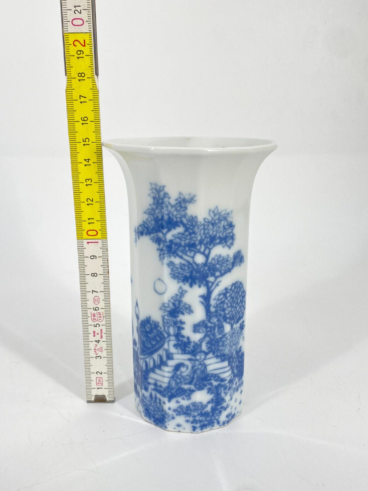 * ROSENTHAL POLYGON SERENADE VASE BJÖRN WIINBLAD WEIß BLAU 15CM