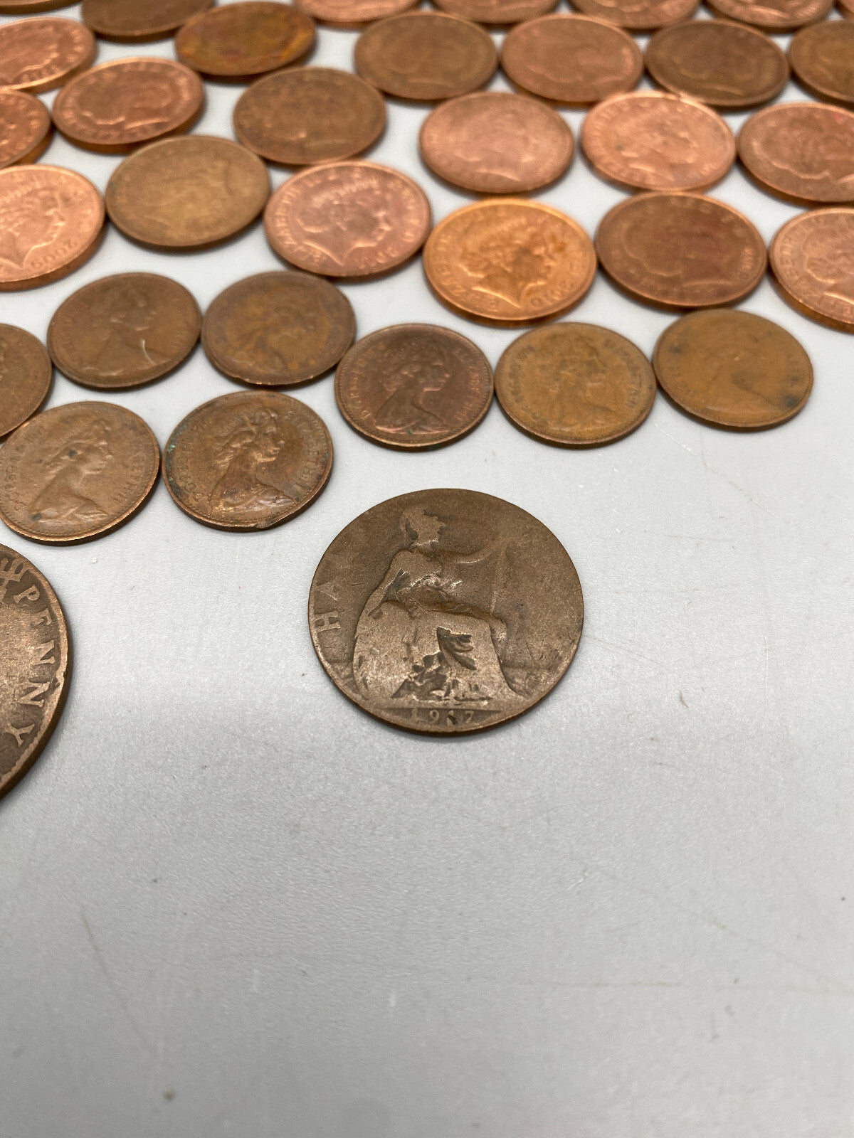 KONVOLUT 94 BRITISCHE MÜNZEN PENNYS PENCE SAMMLERSTÜCKE 1912 GEORGE V QUEEN