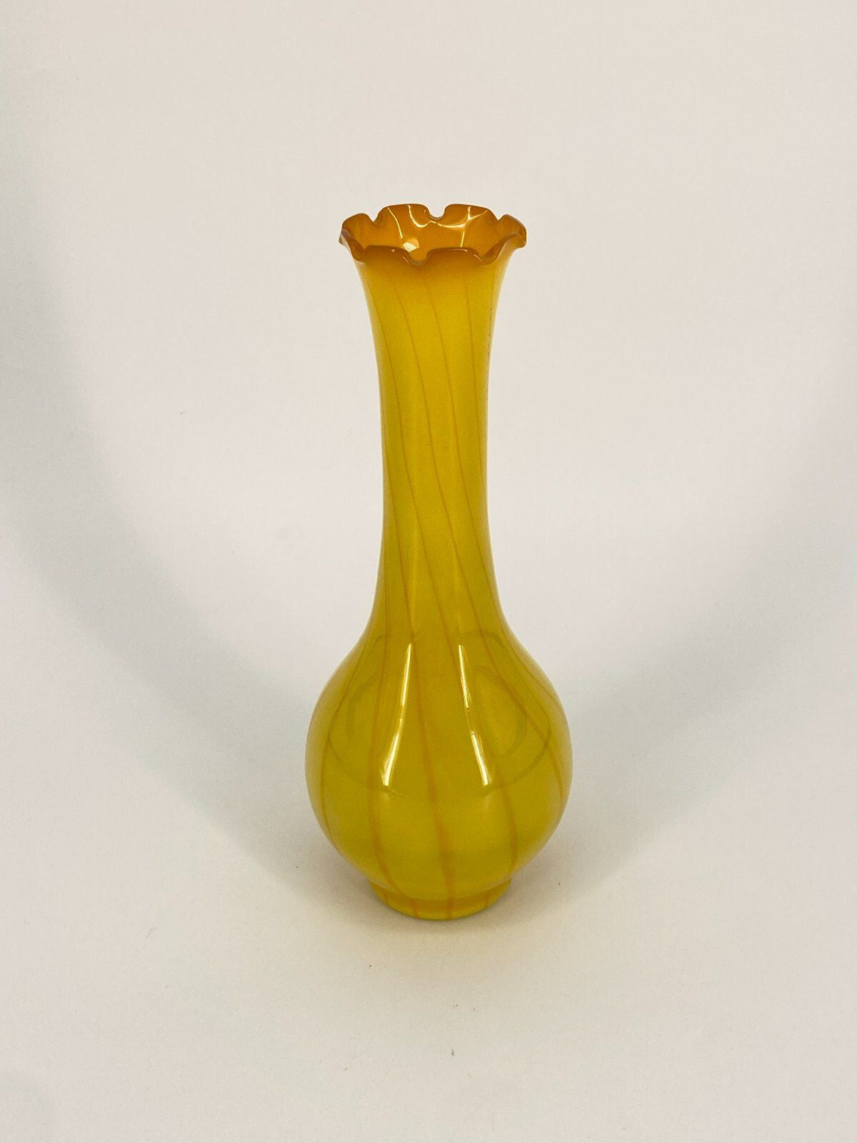 * VASE GLASVASE GLAS MUNDGEBLASEN GELB RÜSCHEN BLUMENVASE VINTAGE