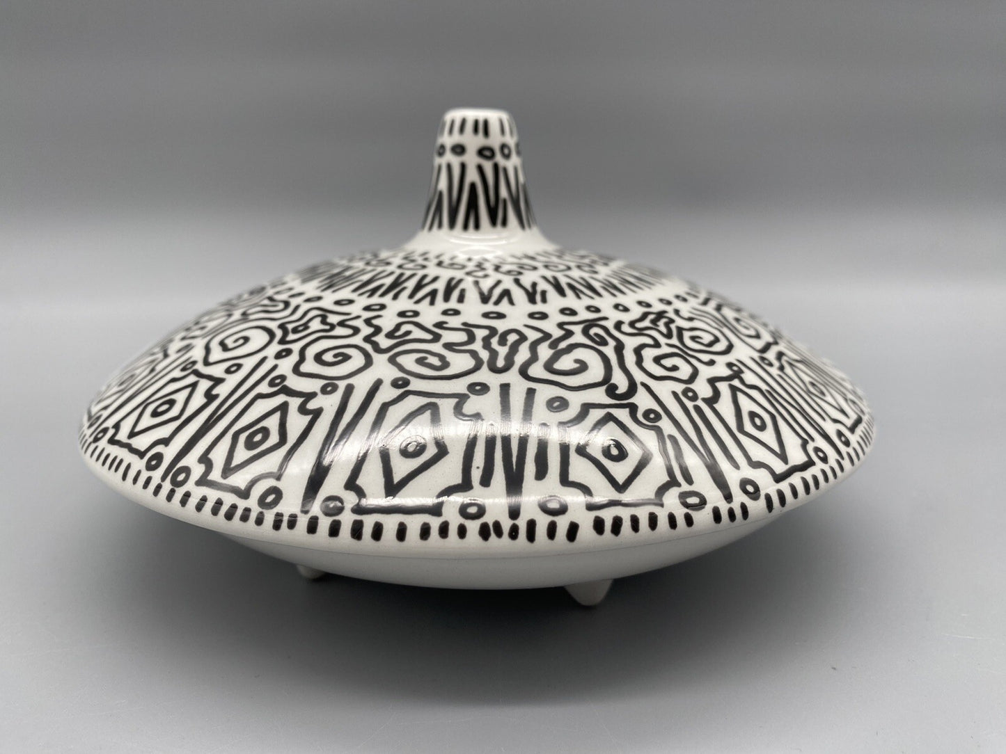 ALESSANDRO MENDINI KERAMIK VASE RÄUCHERSTÄBCHEN DECKELDOSE STARS 1994 KÜNSTLER