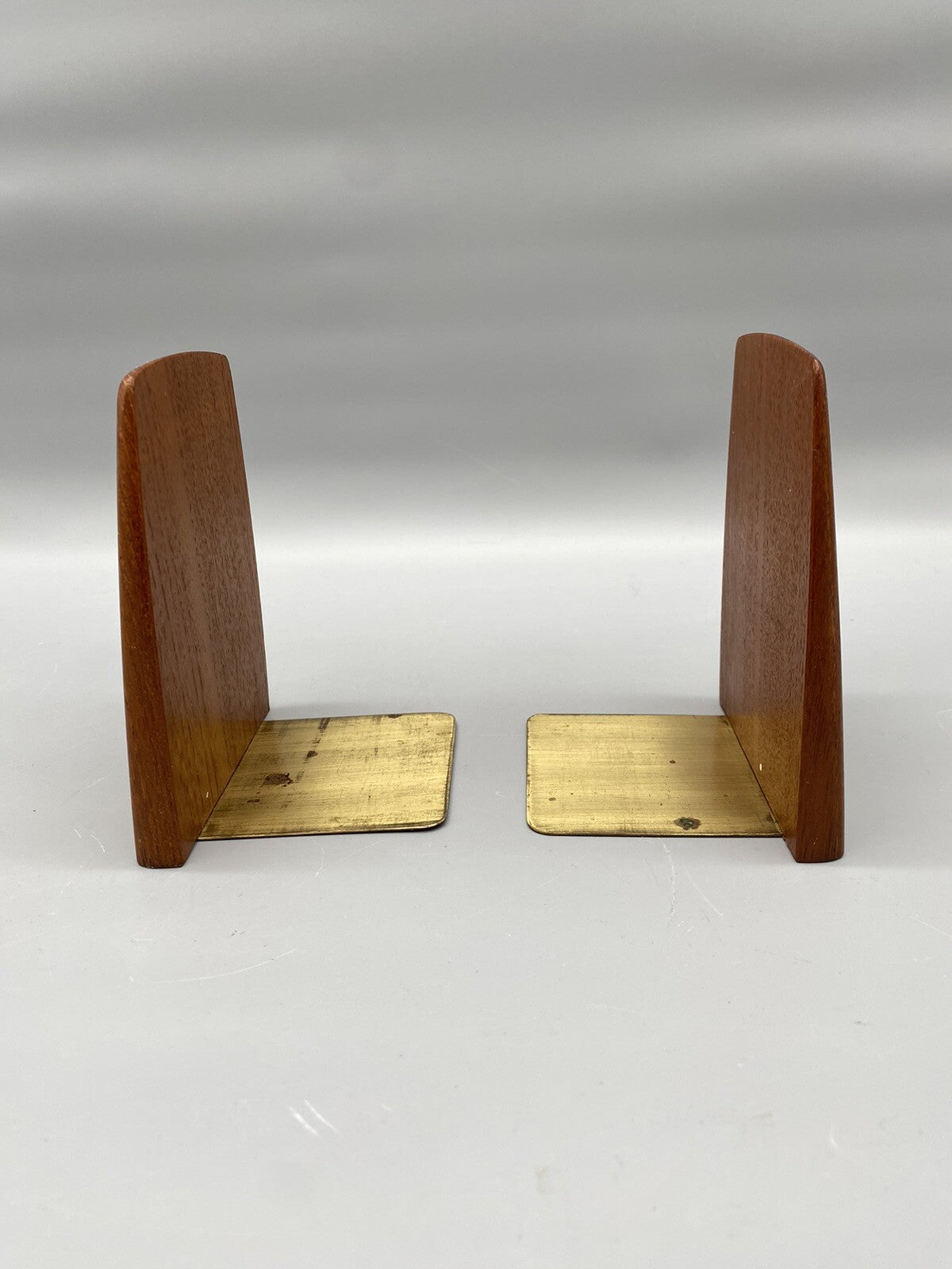 PAAR BUCHSTÜTZEN TEAK MID CENTURY MESSING SKANDINAVIEN DENMARK 60ER 70ER VINTAGE