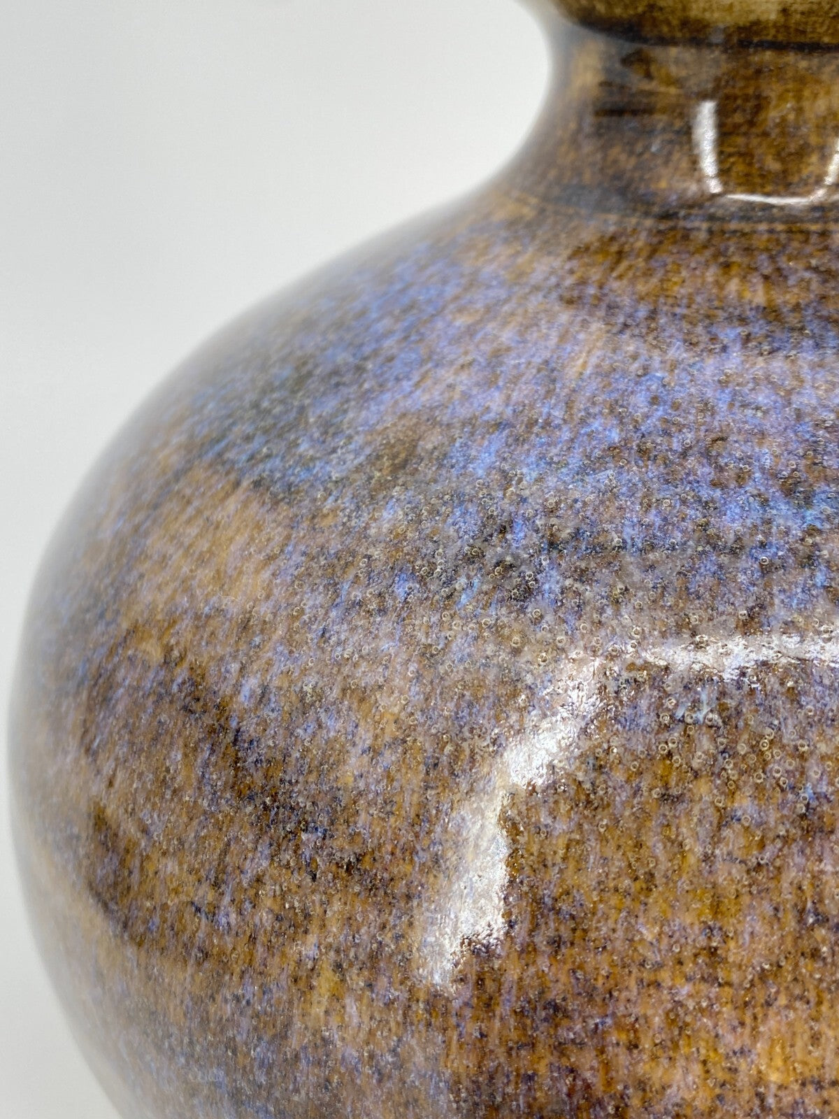 * STUDIOKERAMIK KUGEL VASE MID CENTURY SIGNIERT BRAUN BLAU VINTAGE KERAMIK
