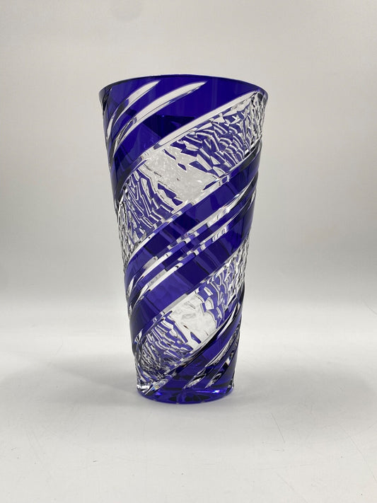 * VASE KRISTALLGLAS GESCHLIFFEN TRANSPARENT BLAU SPIRALE ÜBERFANG VINTAGE
