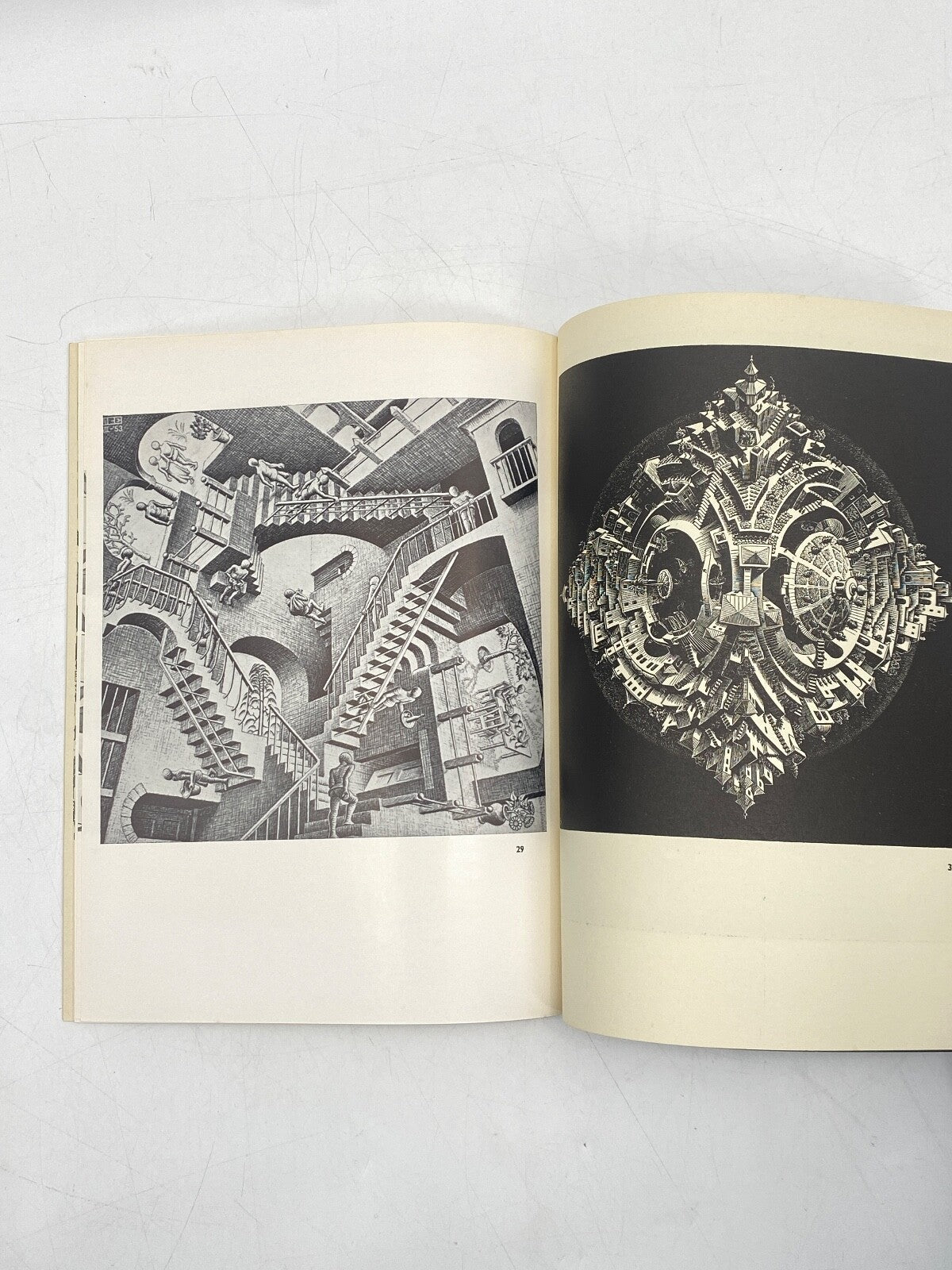 *  AUSSTELLUNGSKATALOG M. C. ESCHER STEDELIJK 1954 LITHOGRAFIE AMSTERDAM