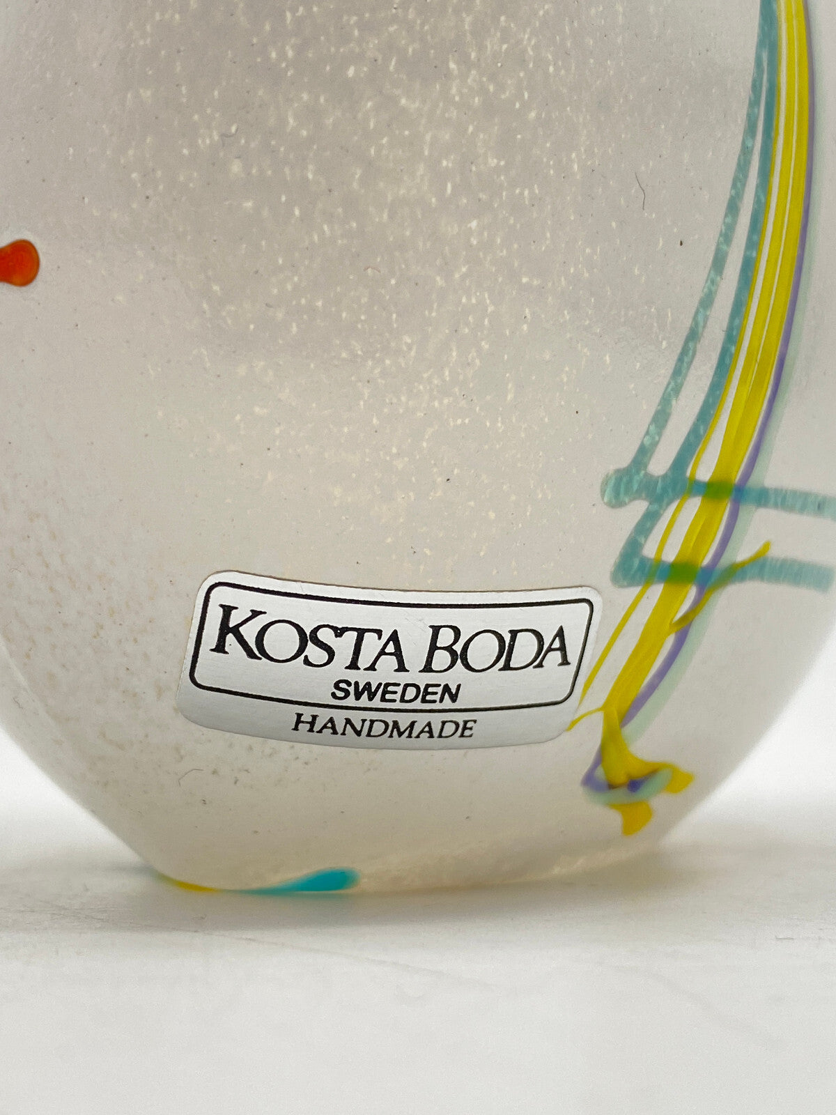 * KOSTA BODA KLEINE REGENBOGEN VASE GLAS BERTIL VALLIEN SWEDEN 80ER VINTAGE