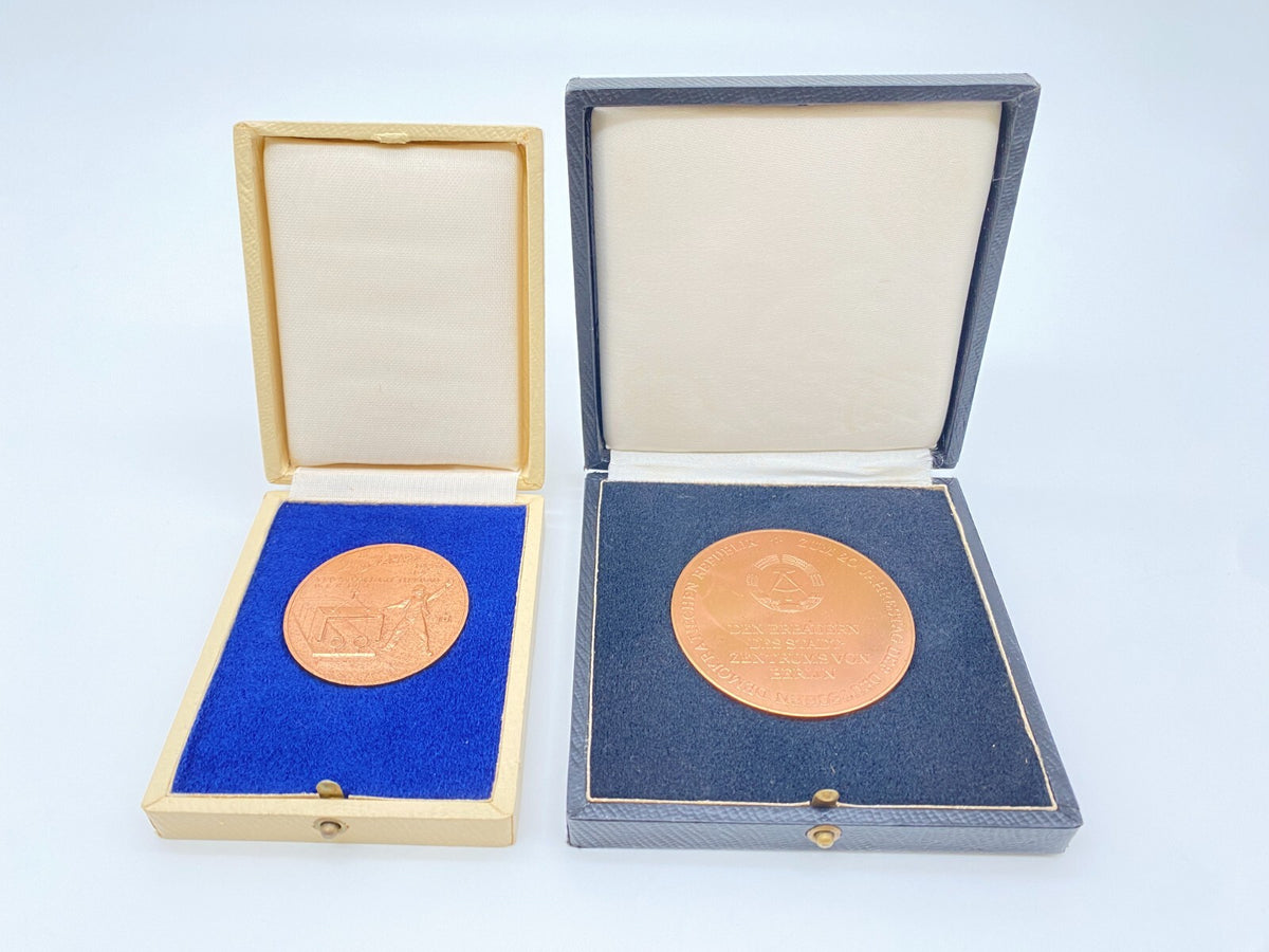 DDR MEDAILLE 25 JAHRE VEB KOMBINAT TIEFBAU BERLIN 1950 BIS 1975 20.JAHRESTAG