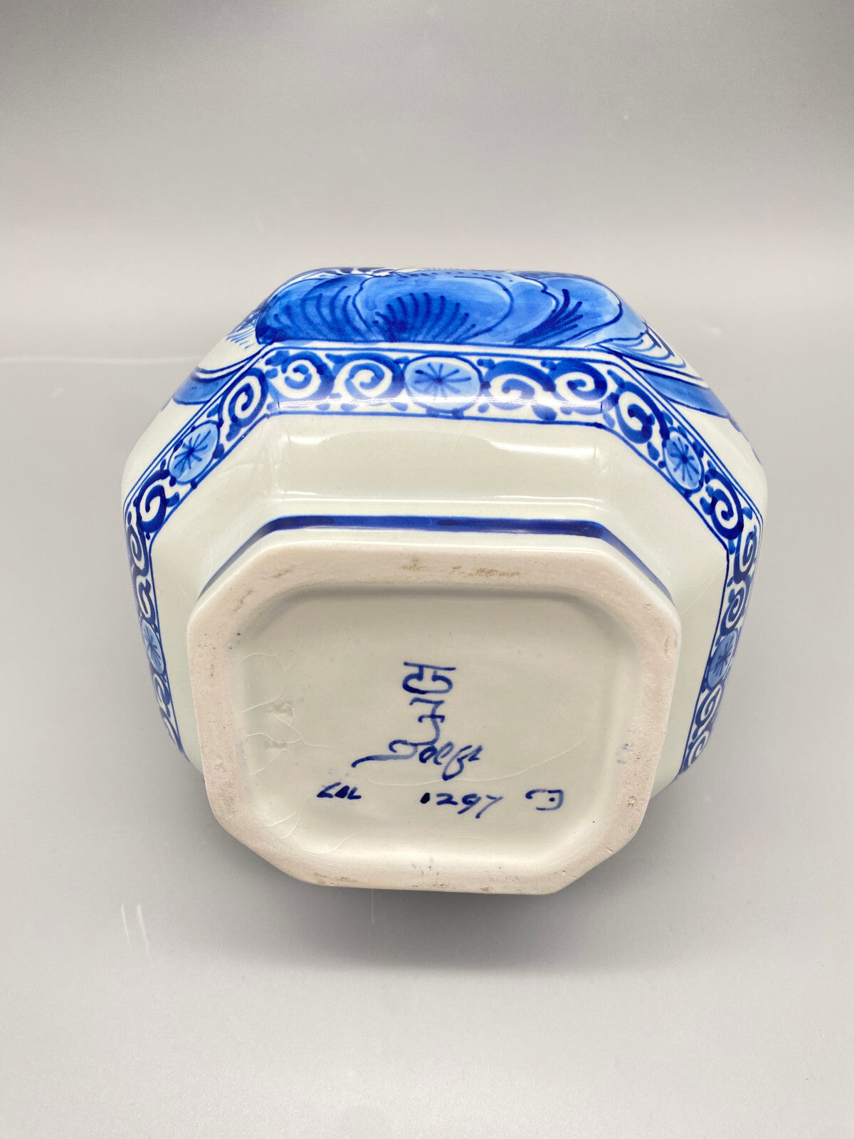 DE PORCELEYNE FLES FAYENCE VASE ROYAL DELFT BLAU HANDBEMALT STEMPELMARKE
