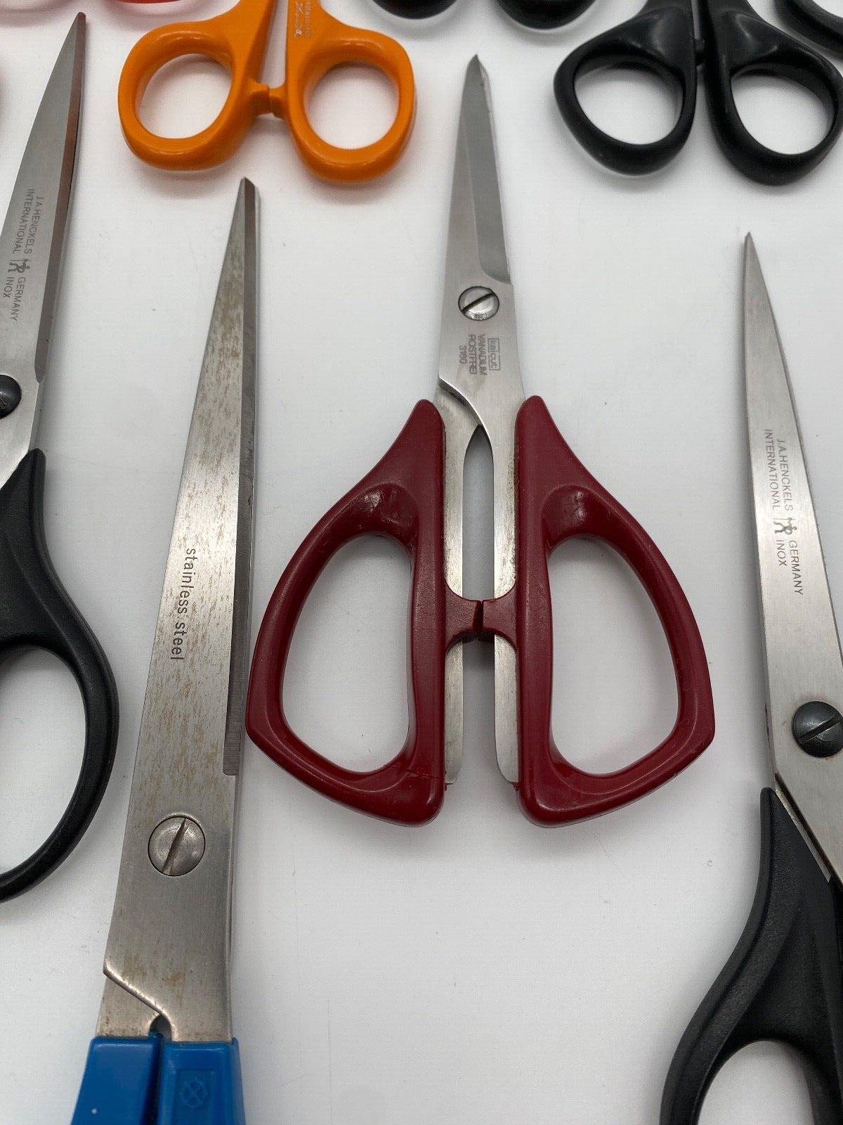KONVOLUT 18 SCHEREN  WEDO KAICUT FINNY FISKARS ESSELTE ZWILLING DAHLE HENCKELS