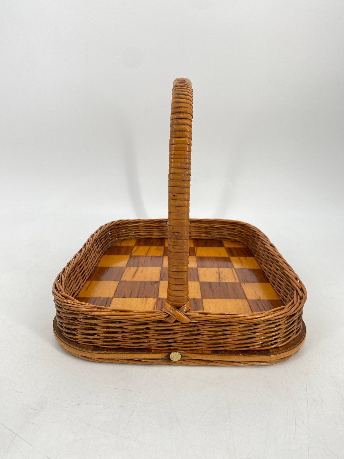 * KORB TABLETT WEIDENTABLETT SERVIERTABLETT SCHACHBRETT VINTAGE