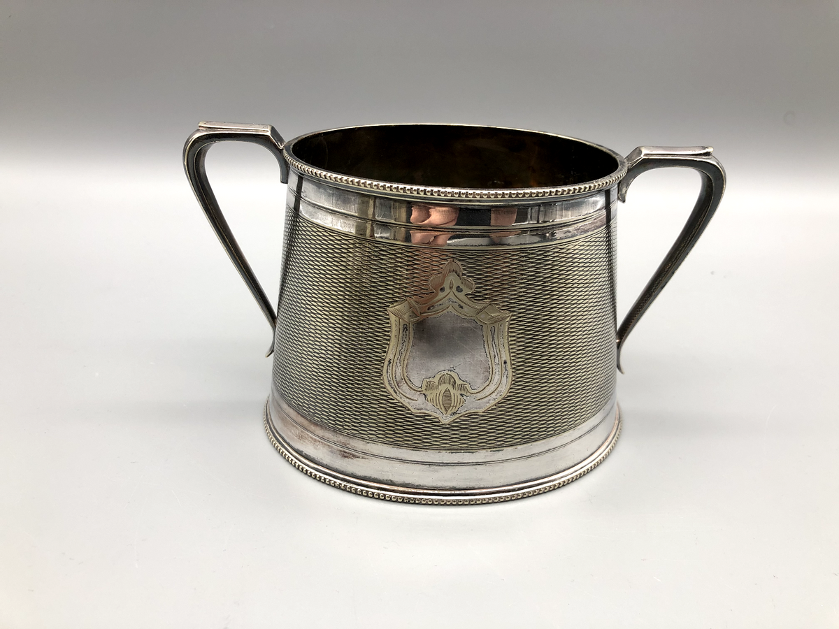 VIKTORIANISCHES VERSILBERTES TEE KAFFEESERVICE VON ELKINGTON 19. JH 3ER SET