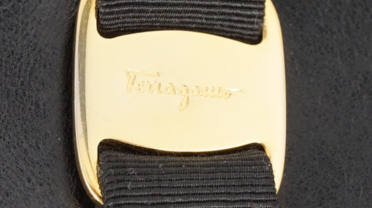 SALVATORE FERRAGAMO VINTAGE HANDTASCHE ORIGINAL SCHWARZ 90ER JAHRE WEICHES LEDER