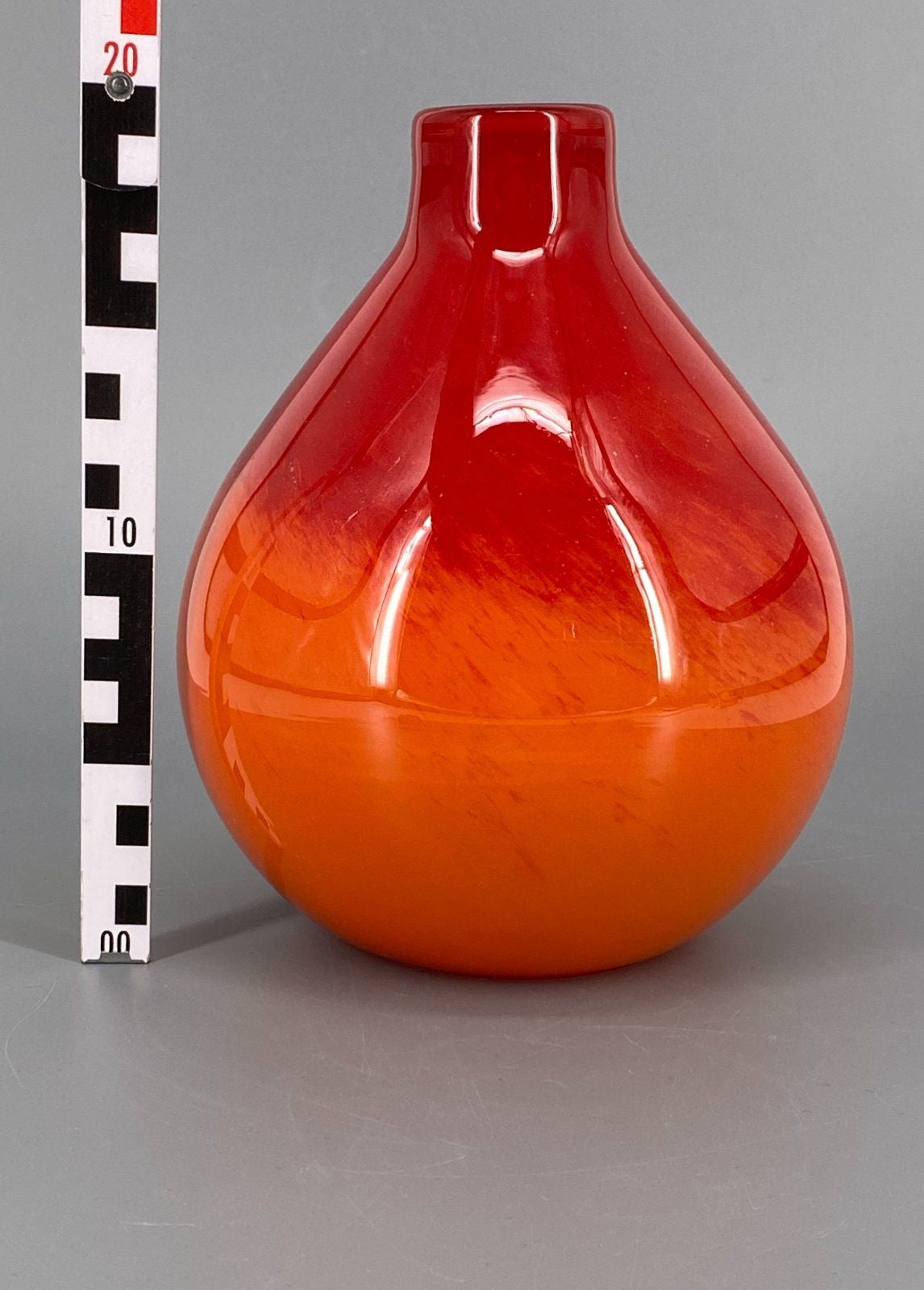 * GROßE GLAS VASE MUNDGEBLASEN ORANGE ROT VERLAUF VINTAGE DESIGN