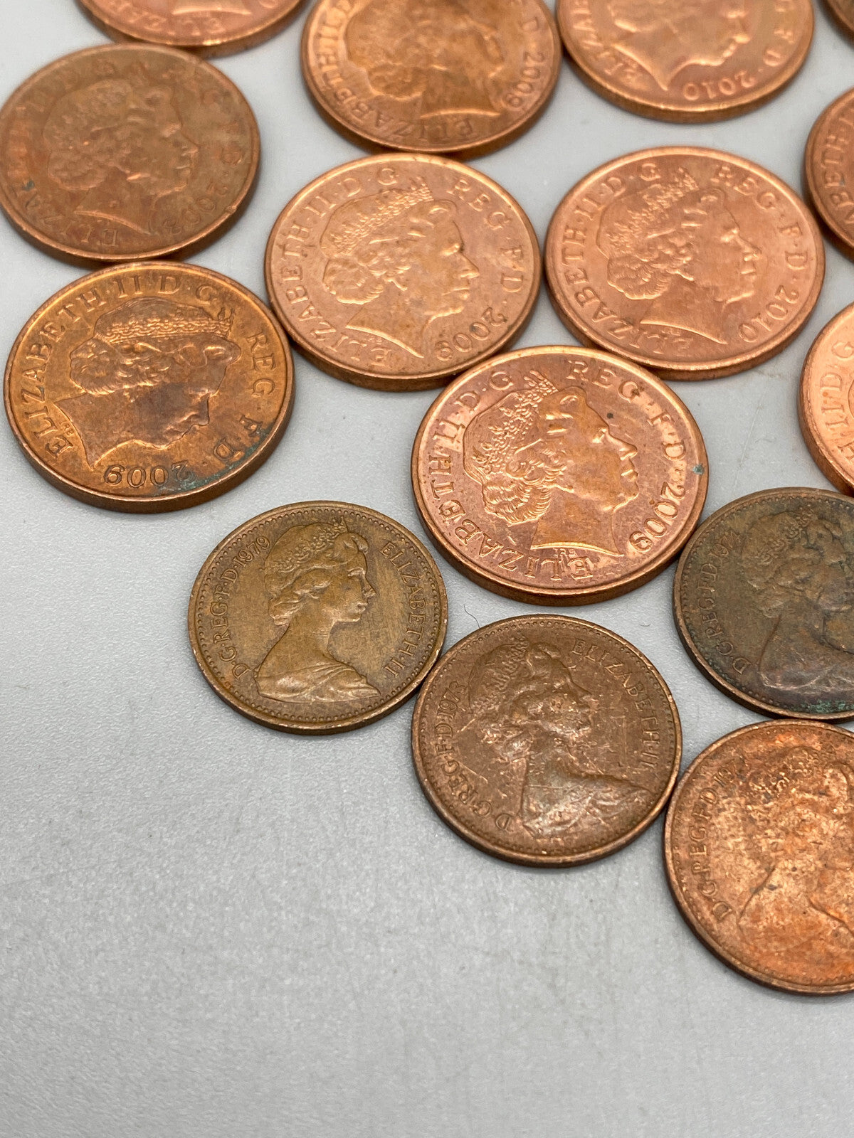 KONVOLUT 94 BRITISCHE MÜNZEN PENNYS PENCE SAMMLERSTÜCKE 1912 GEORGE V QUEEN