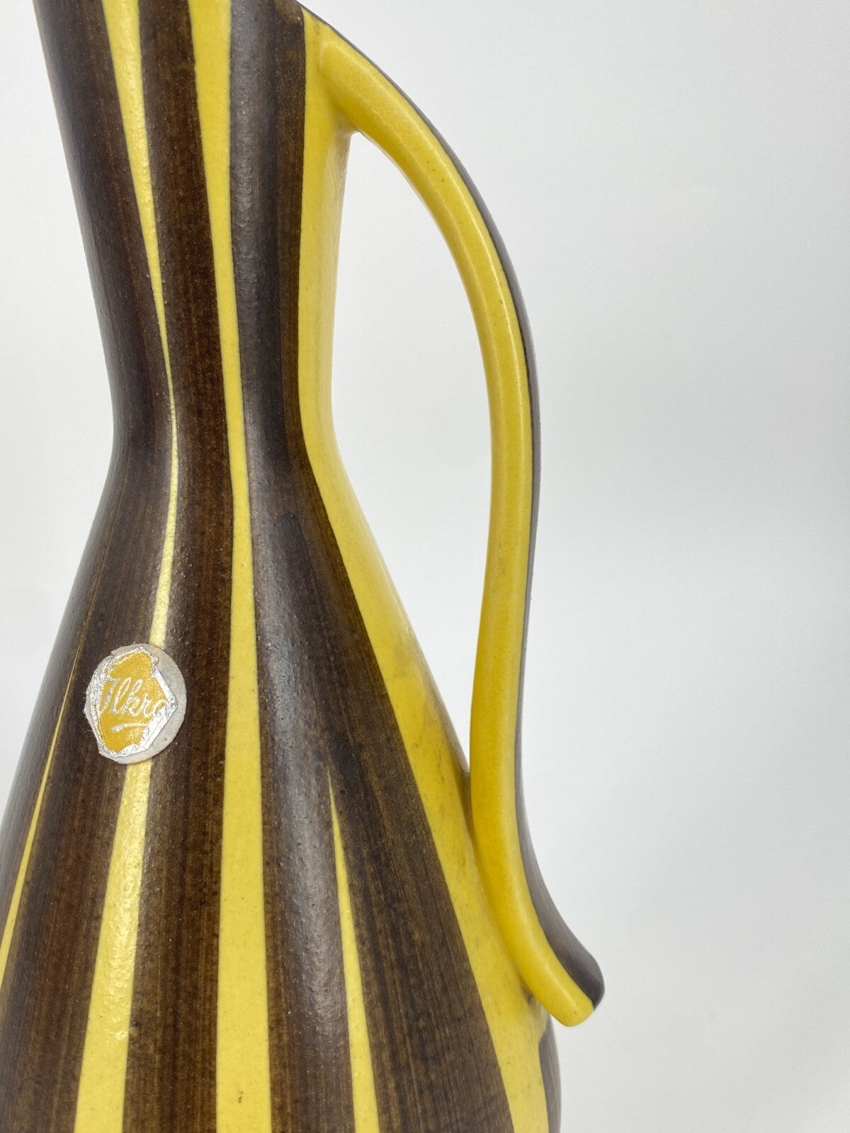 * ILKRA STUDIO KERAMIK VASE KRUG GELB BRAUN GESTREIFT 50ER 60ER MID CENTURY