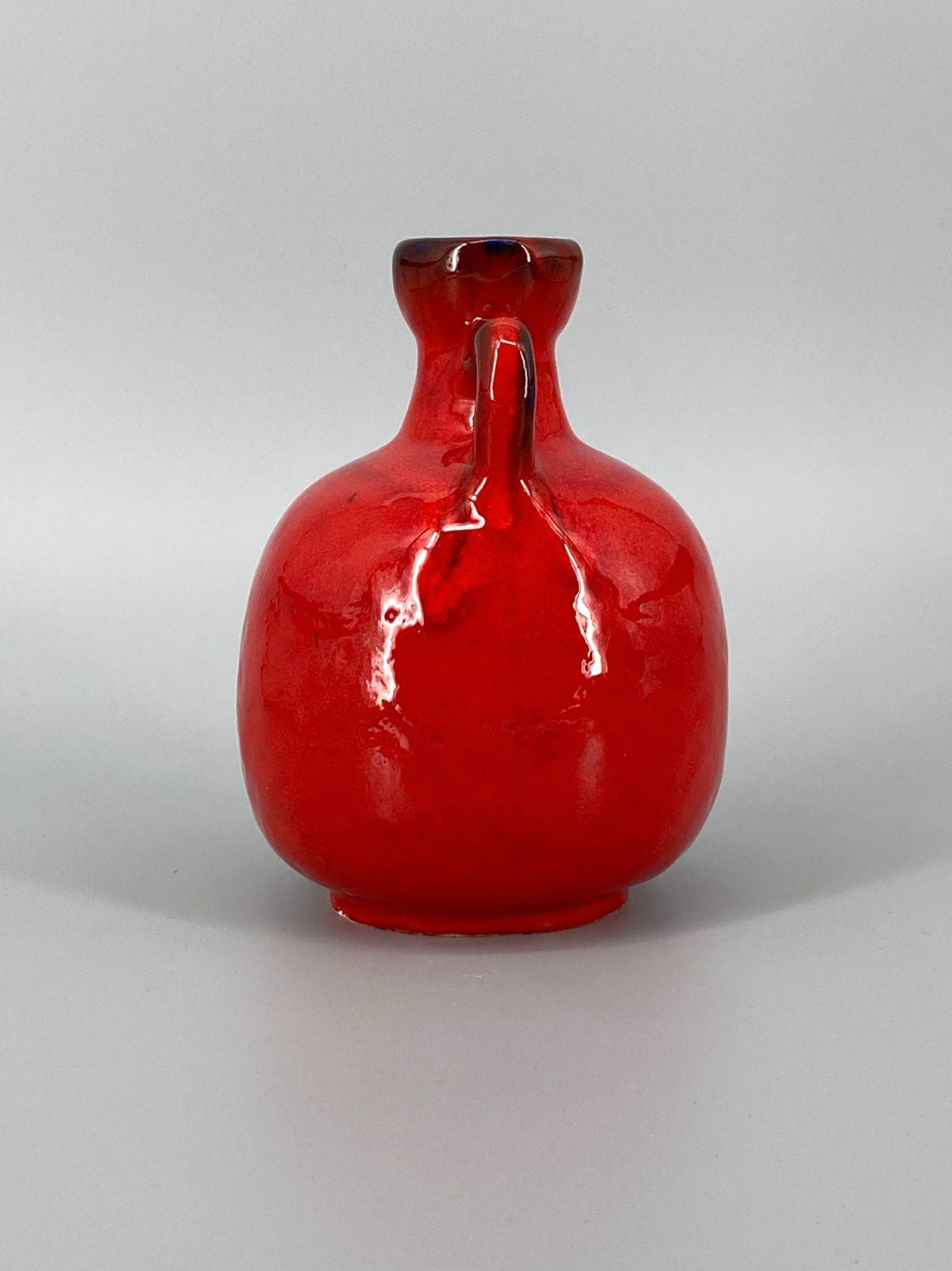 * VASE GERMAN POTTERY ROT KRUG HENKEL GLÄNZEND VINTAGE 70er